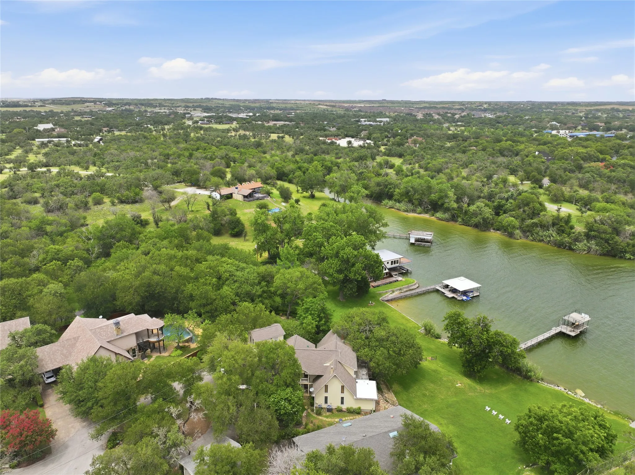 Single Family Residence For Sale in Tarrant County , 8960 Dickson Road, Fort Worth, Texas 76179, 4 Bedroom, 4 Bathroom, 2 Garage spaces, 4,124 Sqft, built in 1978, mls#21293746, Real Estate Agent in Fort Worth, Homes For Sale in Tarrant county, Homes For Sale in Fort Worth, Realtor in Fort Worth Texas, Real Estate Brokerage Independent Realty Texas, Luminita Cordes Realtor