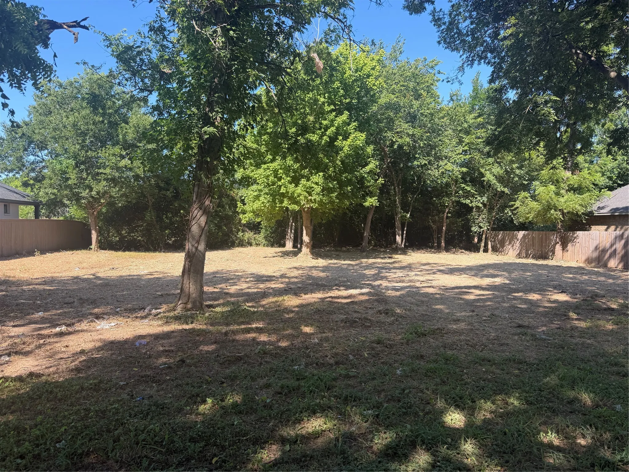 Unimproved Land For Sale in Ellis County , 0 Henrietta Street, Waxahachie, Texas 75165, 0, 0, Garage spaces, 0 Sqft, built in 0, mls#21316137, Real Estate Agent in Waxahachie, Homes For Sale in Ellis county, Homes For Sale in Waxahachie, Realtor in Waxahachie Texas, Real Estate Brokerage Independent Realty Texas, Luminita Cordes Realtor