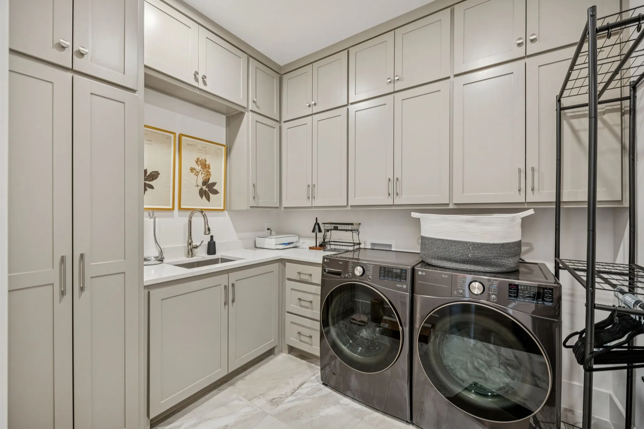 Condominium For Sale in Collin County , 6801 Corporate Drive B16, Plano, Texas 75024, 2 Bedroom, 3 Bathroom, 2 Garage spaces, 2,468 Sqft, built in 2023, mls#21145951, Real Estate Agent in Plano, Homes For Sale in Collin county, Homes For Sale in Plano, Realtor in Plano Texas, Real Estate Brokerage Independent Realty Texas, Luminita Cordes Realtor