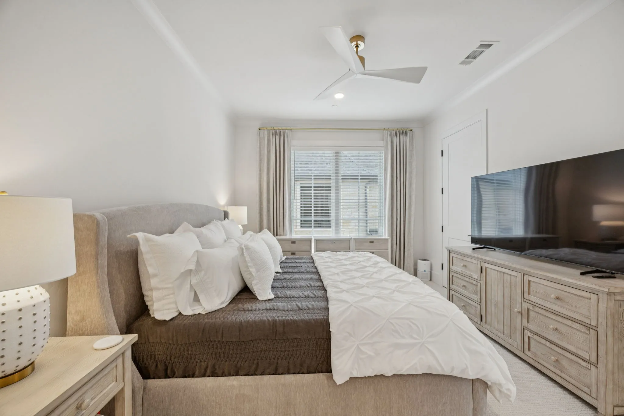 Condominium For Sale in Collin County , 6801 Corporate Drive B16, Plano, Texas 75024, 2 Bedroom, 3 Bathroom, 2 Garage spaces, 2,468 Sqft, built in 2023, mls#21145951, Real Estate Agent in Plano, Homes For Sale in Collin county, Homes For Sale in Plano, Realtor in Plano Texas, Real Estate Brokerage Independent Realty Texas, Luminita Cordes Realtor