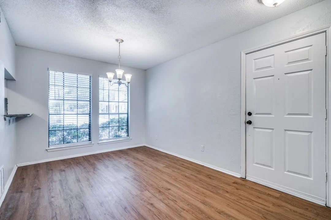Condominium For Rent in Dallas County , 3635 Garden Brook Drive 10100, Farmers Branch, Texas 75234, 2 Bedroom, 3 Bathroom, Garage spaces, 1,304 Sqft, built in 1983, mls#21316066, Real Estate Agent in Farmers Branch, Homes For Rent in Dallas county, Homes For Rent in Farmers Branch, Realtor in Farmers Branch Texas, Real Estate Brokerage Independent Realty Texas, Luminita Cordes Realtor