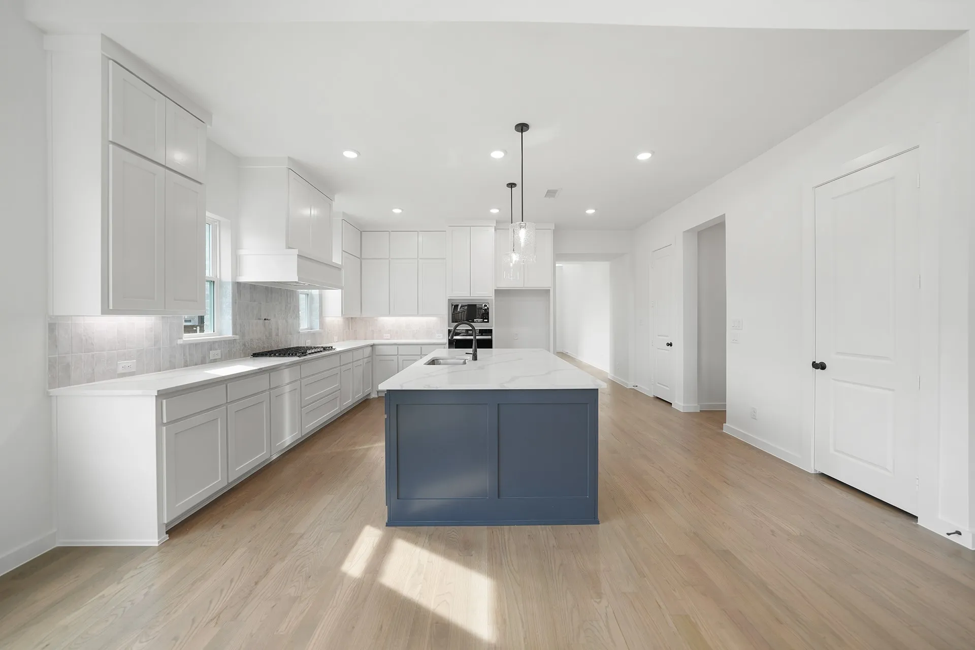 Single Family Residence For Sale in Collin County , 1311 Sapphire Lane, Lucas, Texas 75098, 4 Bedroom, 4 Bathroom, 2 Garage spaces, 3,762 Sqft, built in 2025, mls#21316240, Real Estate Agent in Lucas, Homes For Sale in Collin county, Homes For Sale in Lucas, Realtor in Lucas Texas, Real Estate Brokerage Independent Realty Texas, Luminita Cordes Realtor
