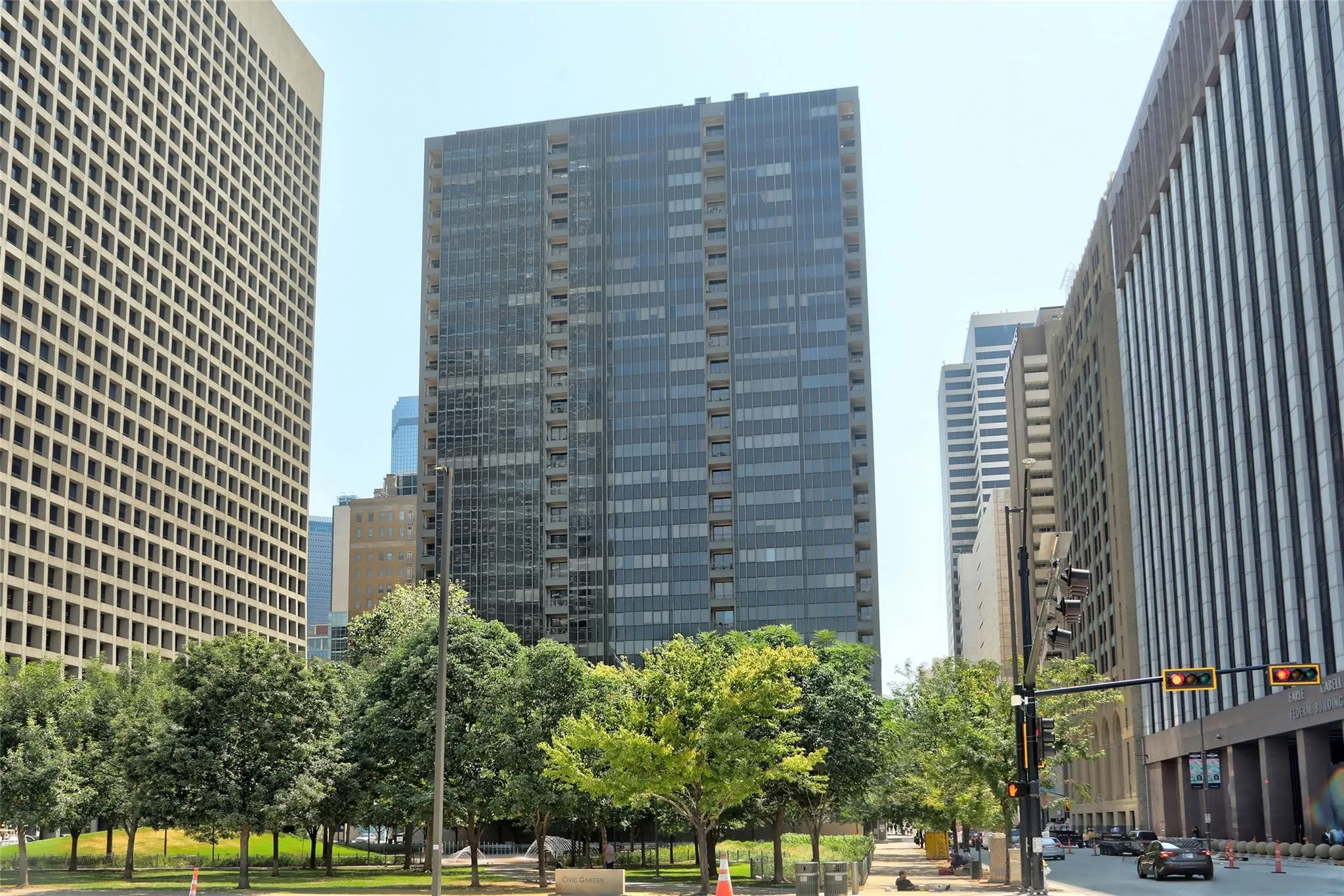 Condominium For Sale in Dallas County , 1200 Main Street 2408, Dallas, Texas 75202, 2 Bedroom, 1 Bathroom, 1 Garage spaces, 880 Sqft, built in 1974, mls#21316217, Real Estate Agent in Dallas, Homes For Sale in Dallas county, Homes For Sale in Dallas, Realtor in Dallas Texas, Real Estate Brokerage Independent Realty Texas, Luminita Cordes Realtor