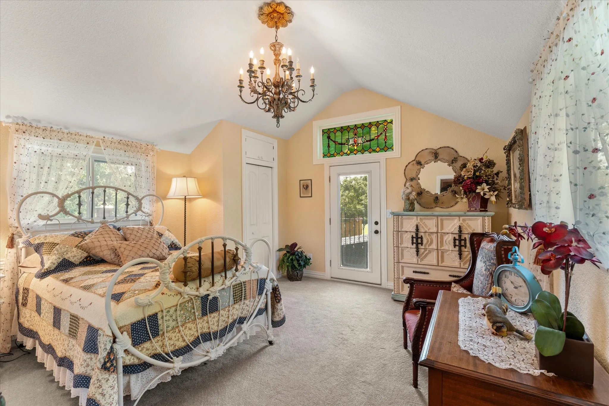 Single Family Residence For Sale in Rains County , 1847 N State Highway 19 Highway, Emory, Texas 75440, 3 Bedrooms, 3 Bathrooms, Garage spaces, 2,800 Sqft, built in 1970, Price $899,000, mls#21303714, Real Estate Agent in Emory, Homes For Sale in Rains county, Homes For Sale in Emory, Realtor in Emory Texas, Real Estate Brokerage Independent Realty Texas, Luminita Cordes Realtor