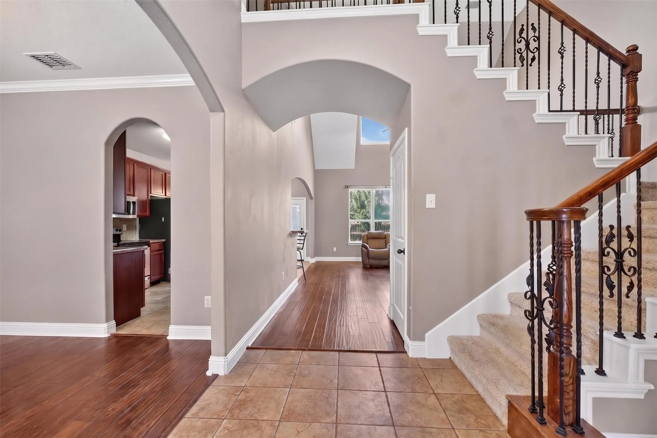 Single Family Residence For Sale in Hopkins County , 517 Austin Acre, Sulphur Springs, Texas 75482, 4 Bedroom, 3 Bathroom, 2 Garage spaces, 2,188 Sqft, built in 2007, mls#21316275, Real Estate Agent in Sulphur Springs, Homes For Sale in Hopkins county, Homes For Sale in Sulphur Springs, Realtor in Sulphur Springs Texas, Real Estate Brokerage Independent Realty Texas, Luminita Cordes Realtor