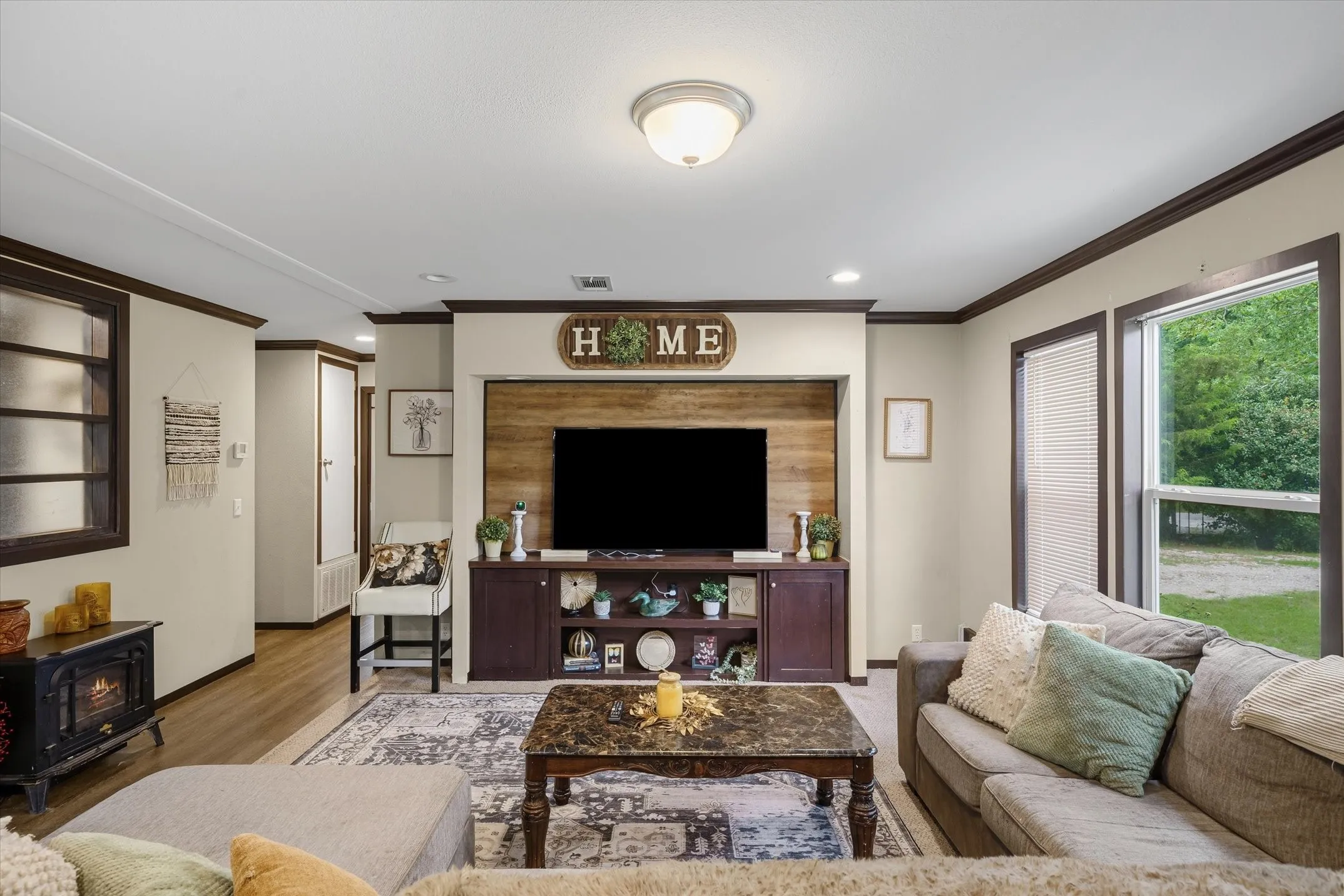 Manufactured Home For Sale in Hunt County , 9556 County Road 2400, Quinlan, Texas 75474, 3 Bedroom, 2 Bathroom, Garage spaces, 2,912 Sqft, built in 1999, Price $439,000, mls#21315744, Real Estate Agent in Quinlan, Homes For Sale in Hunt county, Homes For Sale in Quinlan, Realtor in Quinlan Texas, Real Estate Brokerage Independent Realty Texas, Luminita Cordes Realtor