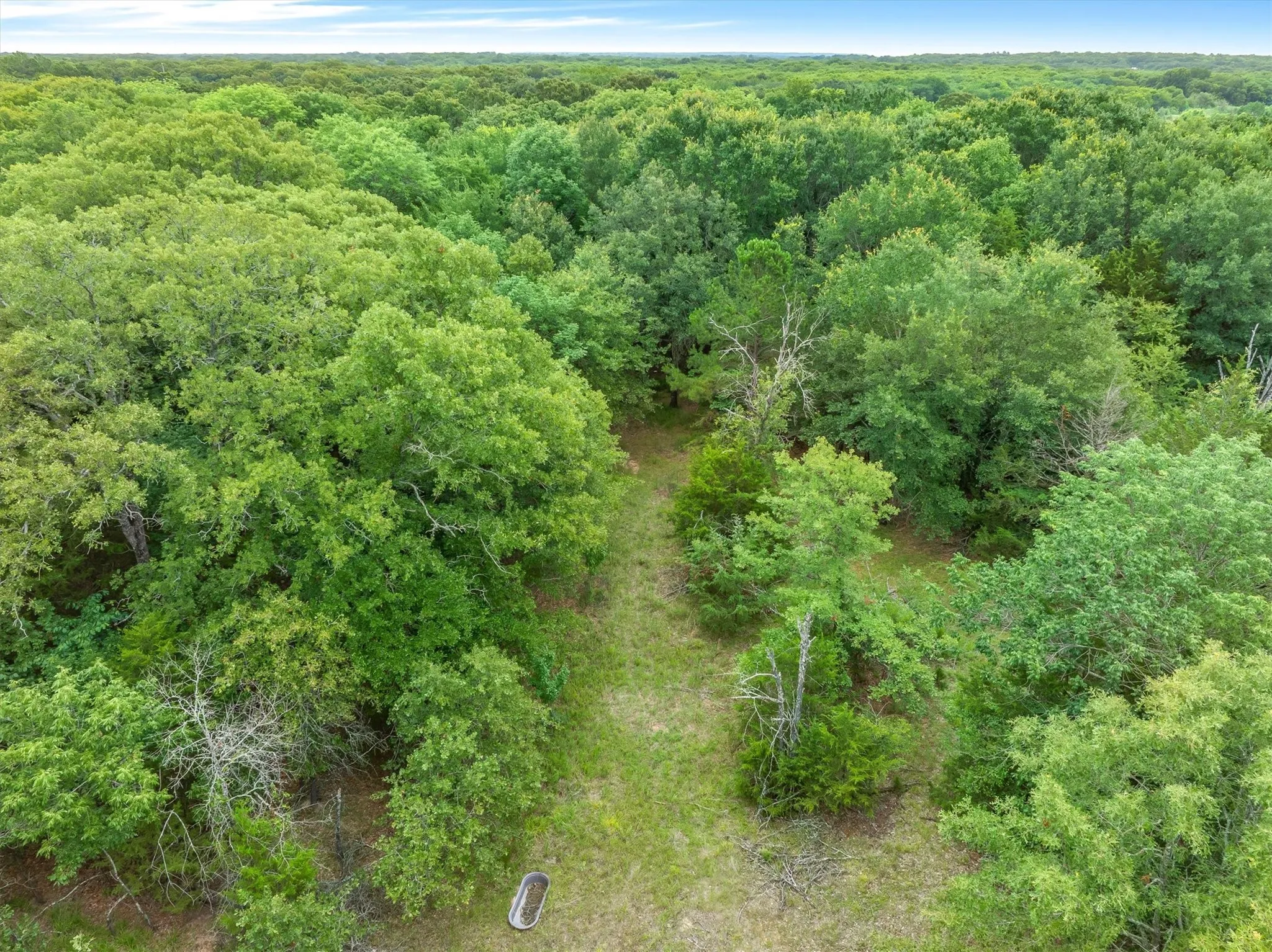 Manufactured Home For Sale in Hunt County , 9556 County Road 2400, Quinlan, Texas 75474, 3 Bedroom, 2 Bathroom, Garage spaces, 2,912 Sqft, built in 1999, Price $439,000, mls#21315744, Real Estate Agent in Quinlan, Homes For Sale in Hunt county, Homes For Sale in Quinlan, Realtor in Quinlan Texas, Real Estate Brokerage Independent Realty Texas, Luminita Cordes Realtor