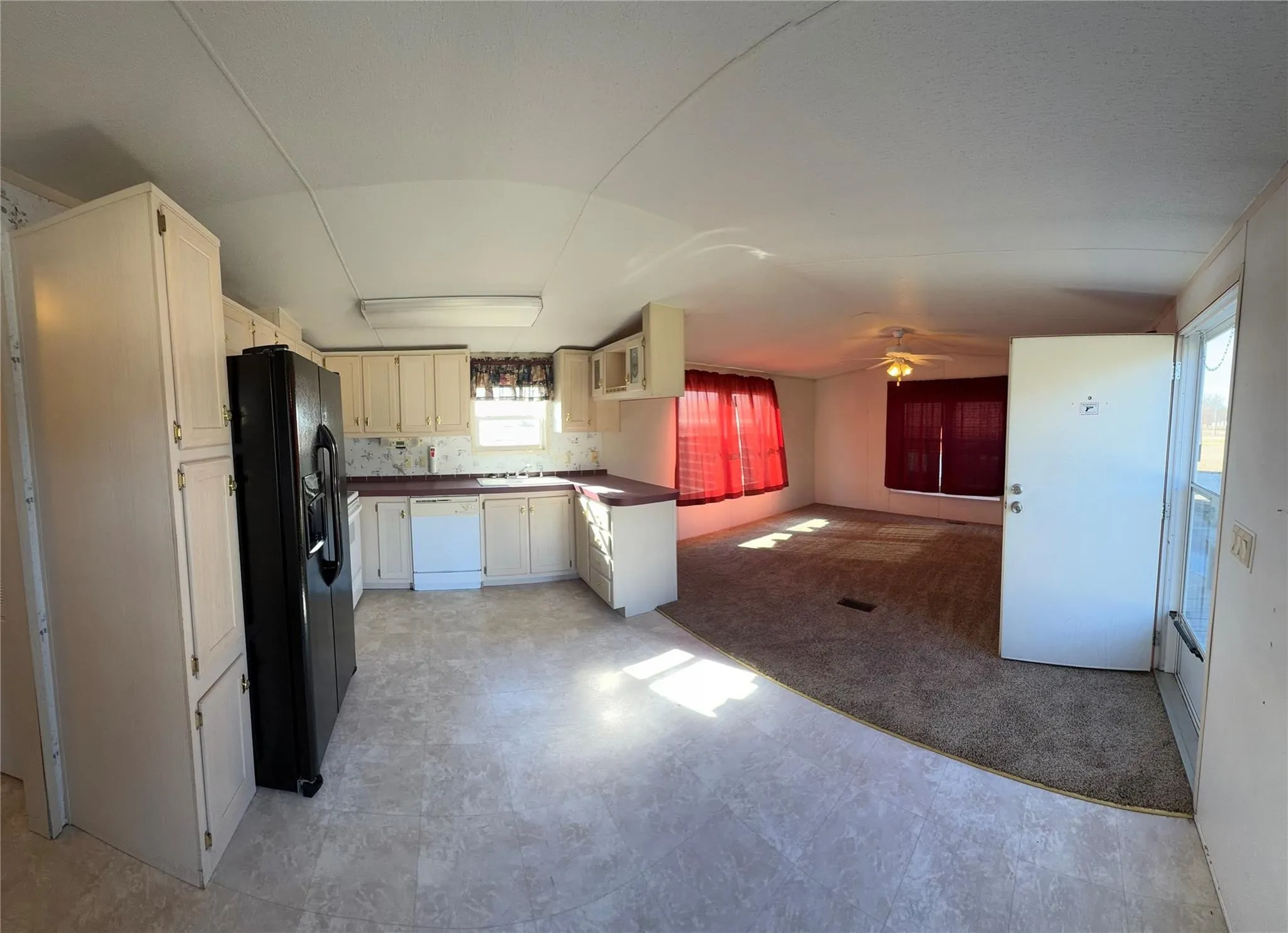 Mobile Home For Sale in Wood County , 745 County Road 1895, Yantis, Texas 75497, 1 Bedroom, 1 Bathroom, 2 Garage spaces, 640 Sqft, built in 2002, mls#21316271, Real Estate Agent in Yantis, Homes For Sale in Wood county, Homes For Sale in Yantis, Realtor in Yantis Texas, Real Estate Brokerage Independent Realty Texas, Luminita Cordes Realtor
