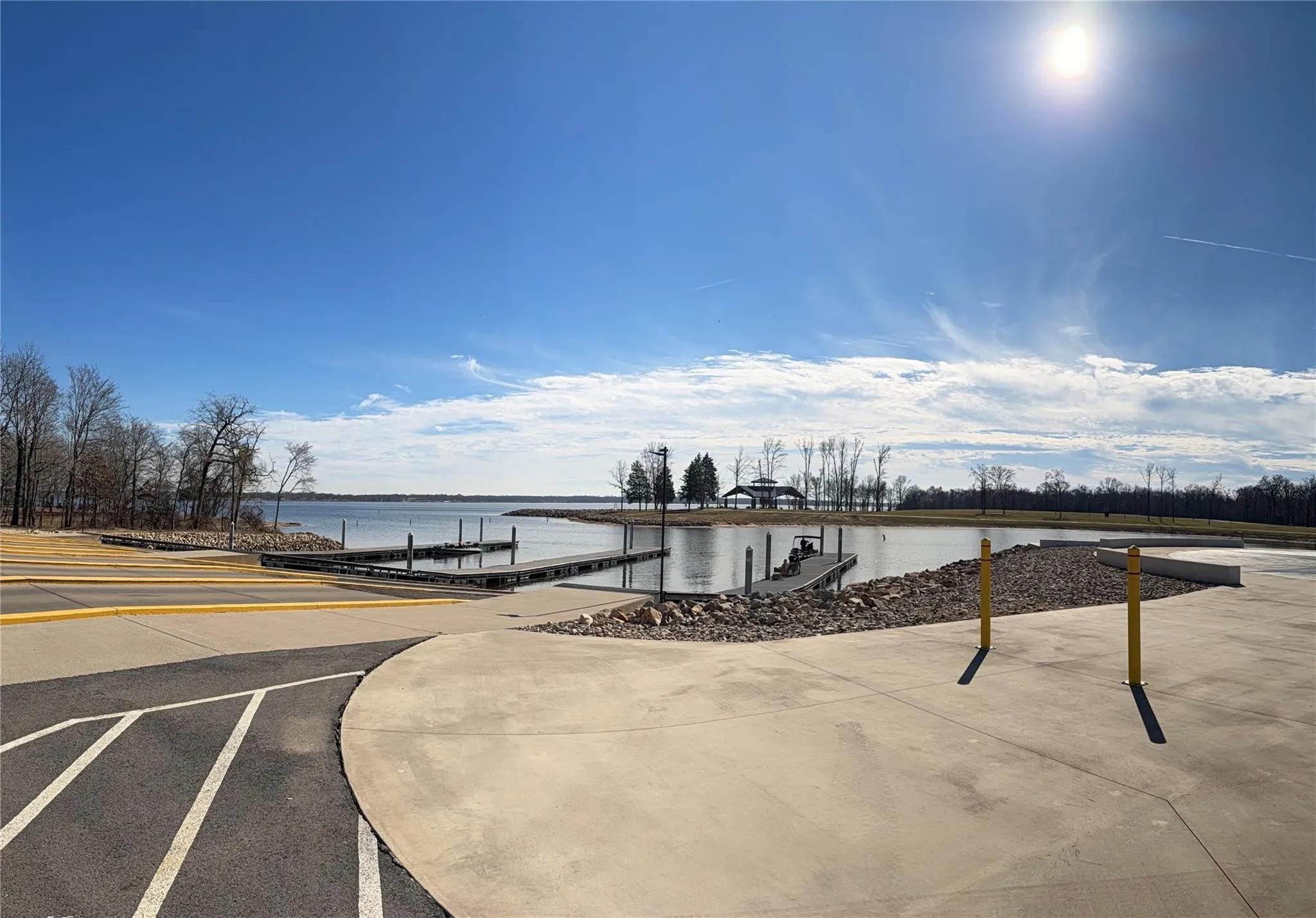 Mobile Home For Sale in Wood County , 745 County Road 1895, Yantis, Texas 75497, 1 Bedroom, 1 Bathroom, 2 Garage spaces, 640 Sqft, built in 2002, mls#21316271, Real Estate Agent in Yantis, Homes For Sale in Wood county, Homes For Sale in Yantis, Realtor in Yantis Texas, Real Estate Brokerage Independent Realty Texas, Luminita Cordes Realtor