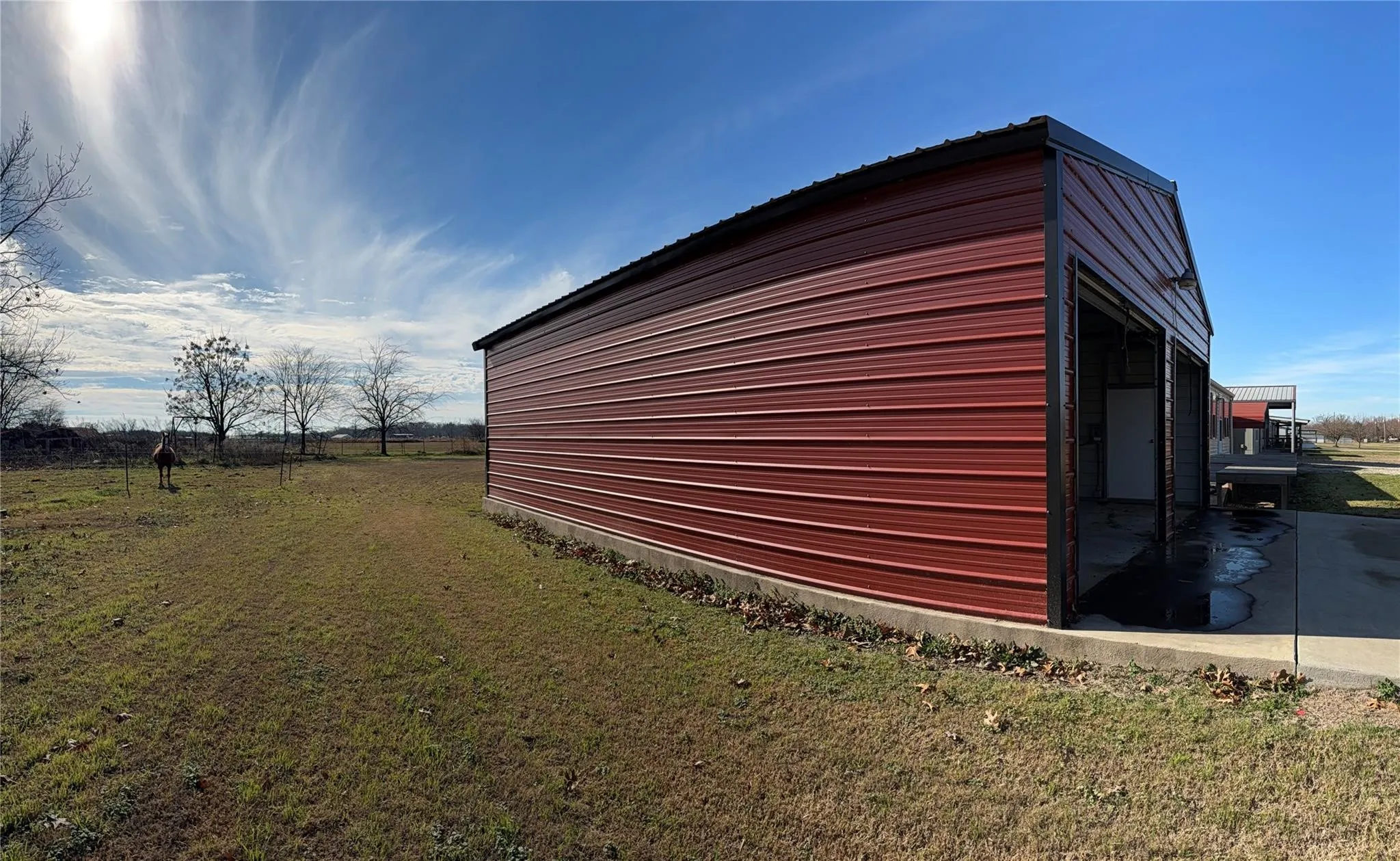 Mobile Home For Sale in Wood County , 745 County Road 1895, Yantis, Texas 75497, 1 Bedroom, 1 Bathroom, 2 Garage spaces, 640 Sqft, built in 2002, mls#21316271, Real Estate Agent in Yantis, Homes For Sale in Wood county, Homes For Sale in Yantis, Realtor in Yantis Texas, Real Estate Brokerage Independent Realty Texas, Luminita Cordes Realtor