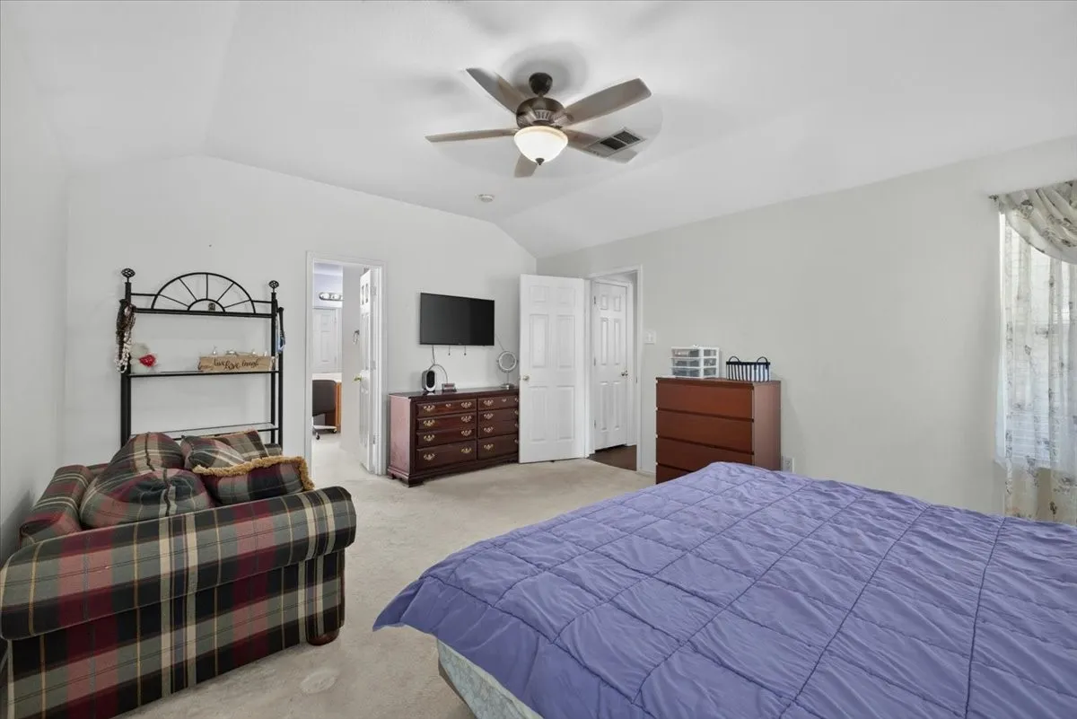 Single Family Residence For Sale in Dallas County , 3402 Sewell Drive, Sachse, Texas 75048, 3 Bedroom, 3 Bathroom, 2 Garage spaces, 2,307 Sqft, built in 2001, mls#21316287, Real Estate Agent in Sachse, Homes For Sale in Dallas county, Homes For Sale in Sachse, Realtor in Sachse Texas, Real Estate Brokerage Independent Realty Texas, Luminita Cordes Realtor