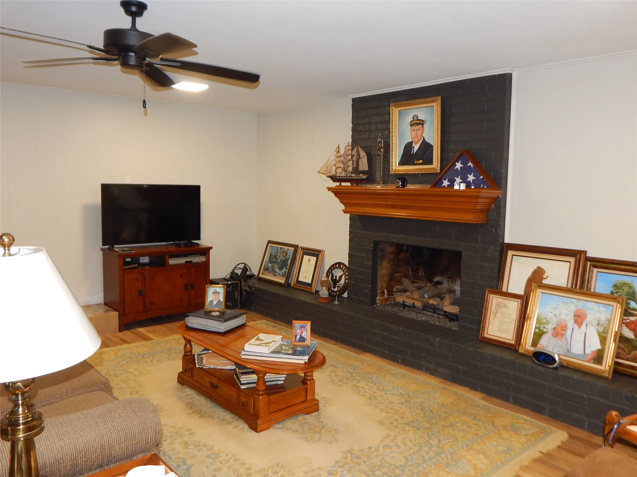 Single Family Residence For Sale in Smith County , 517 RONNETTE Drive, Tyler, Texas 75703, 3 Bedroom, 2 Bathroom, 2 Garage spaces, 1,619 Sqft, built in 1972, mls#21316299, Real Estate Agent in Tyler, Homes For Sale in Smith county, Homes For Sale in Tyler, Realtor in Tyler Texas, Real Estate Brokerage Independent Realty Texas, Luminita Cordes Realtor