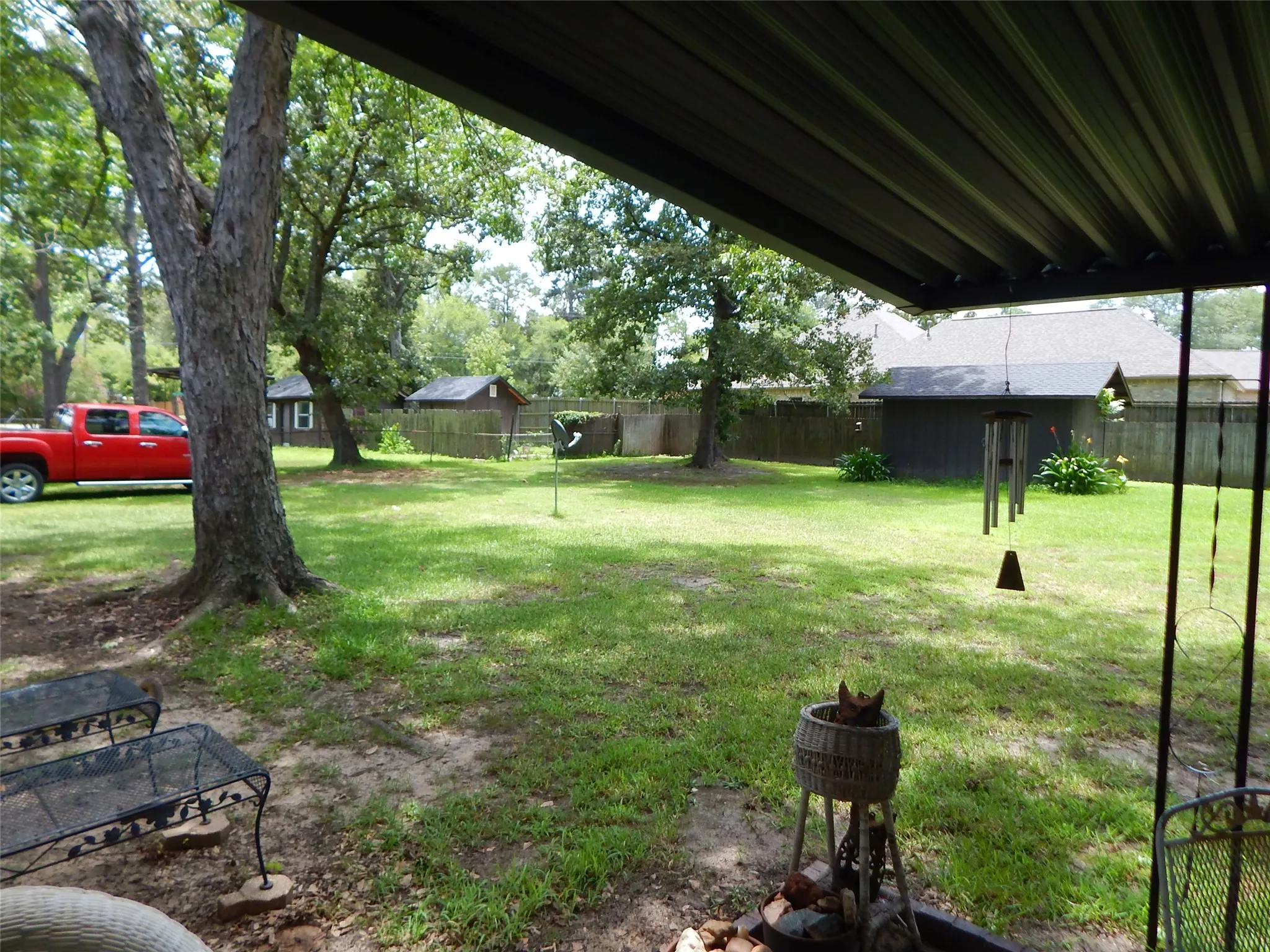 Single Family Residence For Sale in Smith County , 517 RONNETTE Drive, Tyler, Texas 75703, 3 Bedroom, 2 Bathroom, 2 Garage spaces, 1,619 Sqft, built in 1972, mls#21316299, Real Estate Agent in Tyler, Homes For Sale in Smith county, Homes For Sale in Tyler, Realtor in Tyler Texas, Real Estate Brokerage Independent Realty Texas, Luminita Cordes Realtor
