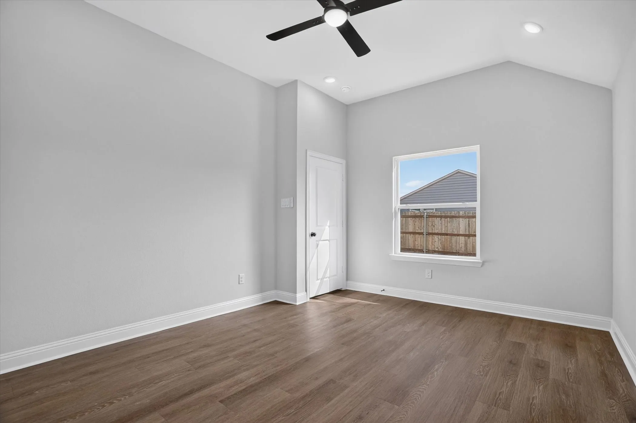 Single Family Residence For Sale in Hood County , 452 Peace Lily Way, Tolar, Texas 76476, 4 Bedroom, 2 Bathroom, 2 Garage spaces, 1,776 Sqft, built in 2026, mls#21314163, Real Estate Agent in Tolar, Homes For Sale in Hood county, Homes For Sale in Tolar, Realtor in Tolar Texas, Real Estate Brokerage Independent Realty Texas, Luminita Cordes Realtor
