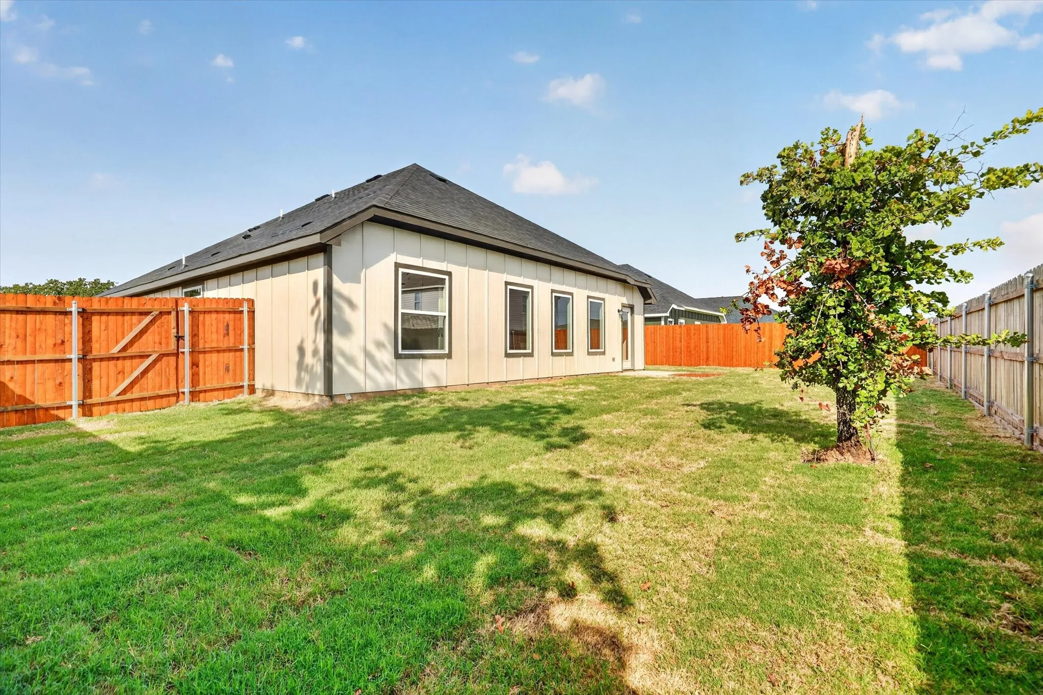 Single Family Residence For Sale in Hood County , 452 Peace Lily Way, Tolar, Texas 76476, 4 Bedroom, 2 Bathroom, 2 Garage spaces, 1,776 Sqft, built in 2026, mls#21314163, Real Estate Agent in Tolar, Homes For Sale in Hood county, Homes For Sale in Tolar, Realtor in Tolar Texas, Real Estate Brokerage Independent Realty Texas, Luminita Cordes Realtor