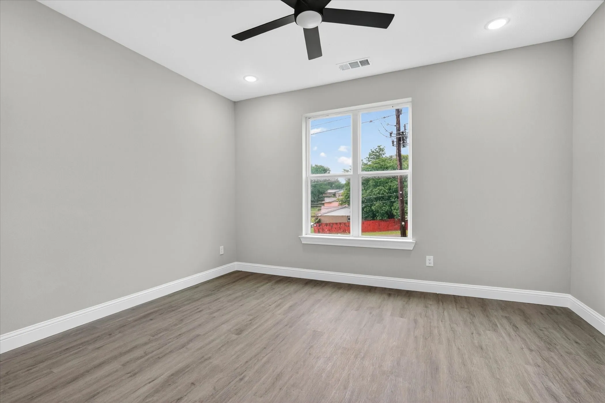 Townhouse For Sale in Dallas County , 806 Premier, Grand Prairie, Texas 75051, 4 Bedroom, 4 Bathroom, 2 Garage spaces, 2,474 Sqft, built in 2026, mls#21316310, Real Estate Agent in Grand Prairie, Homes For Sale in Dallas county, Homes For Sale in Grand Prairie, Realtor in Grand Prairie Texas, Real Estate Brokerage Independent Realty Texas, Luminita Cordes Realtor