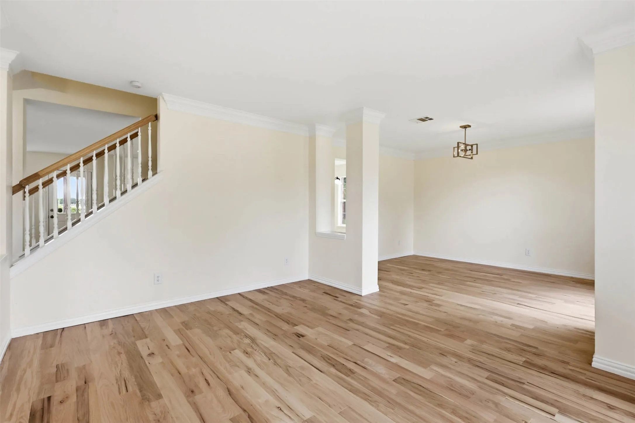 Single Family Residence For Sale in Dallas County , 1282 Bradford Drive, Coppell, Texas 75019, 4 Bedroom, 3 Bathroom, 2 Garage spaces, 2,437 Sqft, built in 1996, Price $629,000, mls#21291119, Real Estate Agent in Coppell, Homes For Sale in Dallas county, Homes For Sale in Coppell, Realtor in Coppell Texas, Real Estate Brokerage Independent Realty Texas, Luminita Cordes Realtor