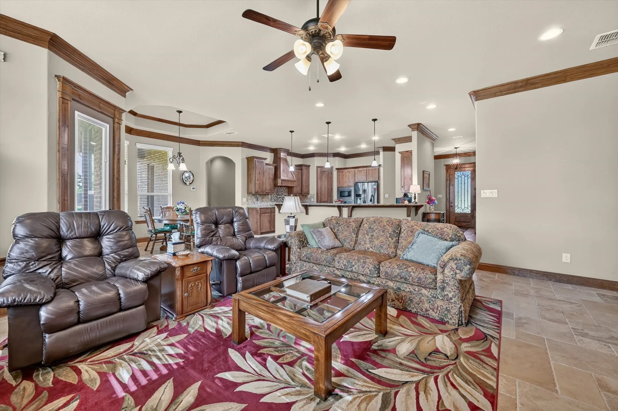 Single Family Residence For Sale in Parker County , 197 Ellis Creek Drive, Weatherford, Texas 76085, 4 Bedroom, 3 Bathroom, 3 Garage spaces, 2,814 Sqft, built in 2014, mls#21314548, Real Estate Agent in Weatherford, Homes For Sale in Parker county, Homes For Sale in Weatherford, Realtor in Weatherford Texas, Real Estate Brokerage Independent Realty Texas, Luminita Cordes Realtor