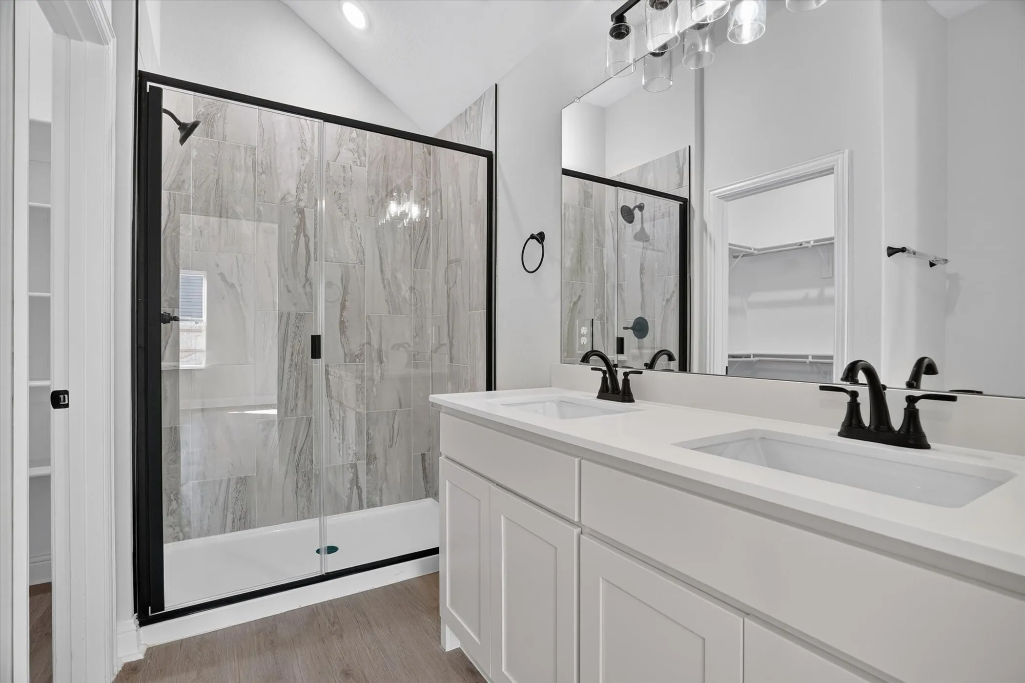Single Family Residence For Sale in Hood County , 456 Peace Lily Way, Tolar, Texas 76476, 3 Bedroom, 2 Bathroom, 2 Garage spaces, 1,298 Sqft, built in 2026, mls#21314105, Real Estate Agent in Tolar, Homes For Sale in Hood county, Homes For Sale in Tolar, Realtor in Tolar Texas, Real Estate Brokerage Independent Realty Texas, Luminita Cordes Realtor