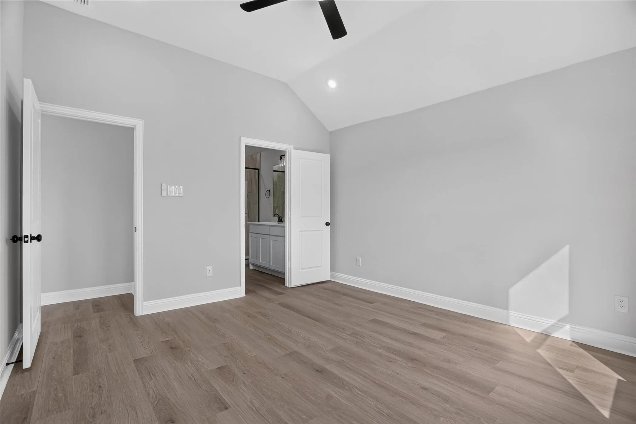 Single Family Residence For Sale in Hood County , 456 Peace Lily Way, Tolar, Texas 76476, 3 Bedroom, 2 Bathroom, 2 Garage spaces, 1,298 Sqft, built in 2026, mls#21314105, Real Estate Agent in Tolar, Homes For Sale in Hood county, Homes For Sale in Tolar, Realtor in Tolar Texas, Real Estate Brokerage Independent Realty Texas, Luminita Cordes Realtor