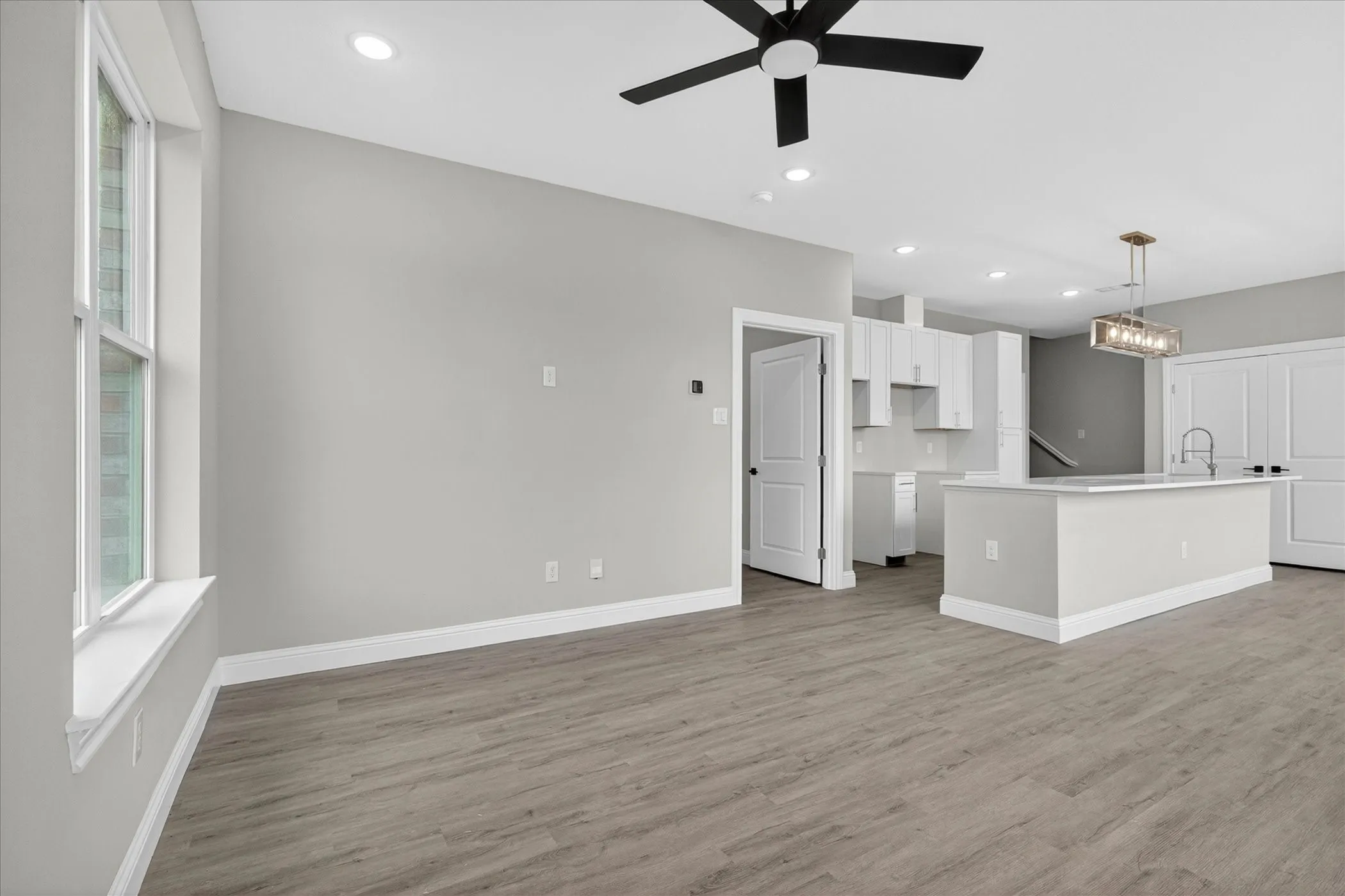 Townhouse For Sale in Dallas County , 808 Premier, Grand Prairie, Texas 75051, 4 Bedroom, 4 Bathroom, 2 Garage spaces, 2,058 Sqft, built in 2026, mls#21316320, Real Estate Agent in Grand Prairie, Homes For Sale in Dallas county, Homes For Sale in Grand Prairie, Realtor in Grand Prairie Texas, Real Estate Brokerage Independent Realty Texas, Luminita Cordes Realtor