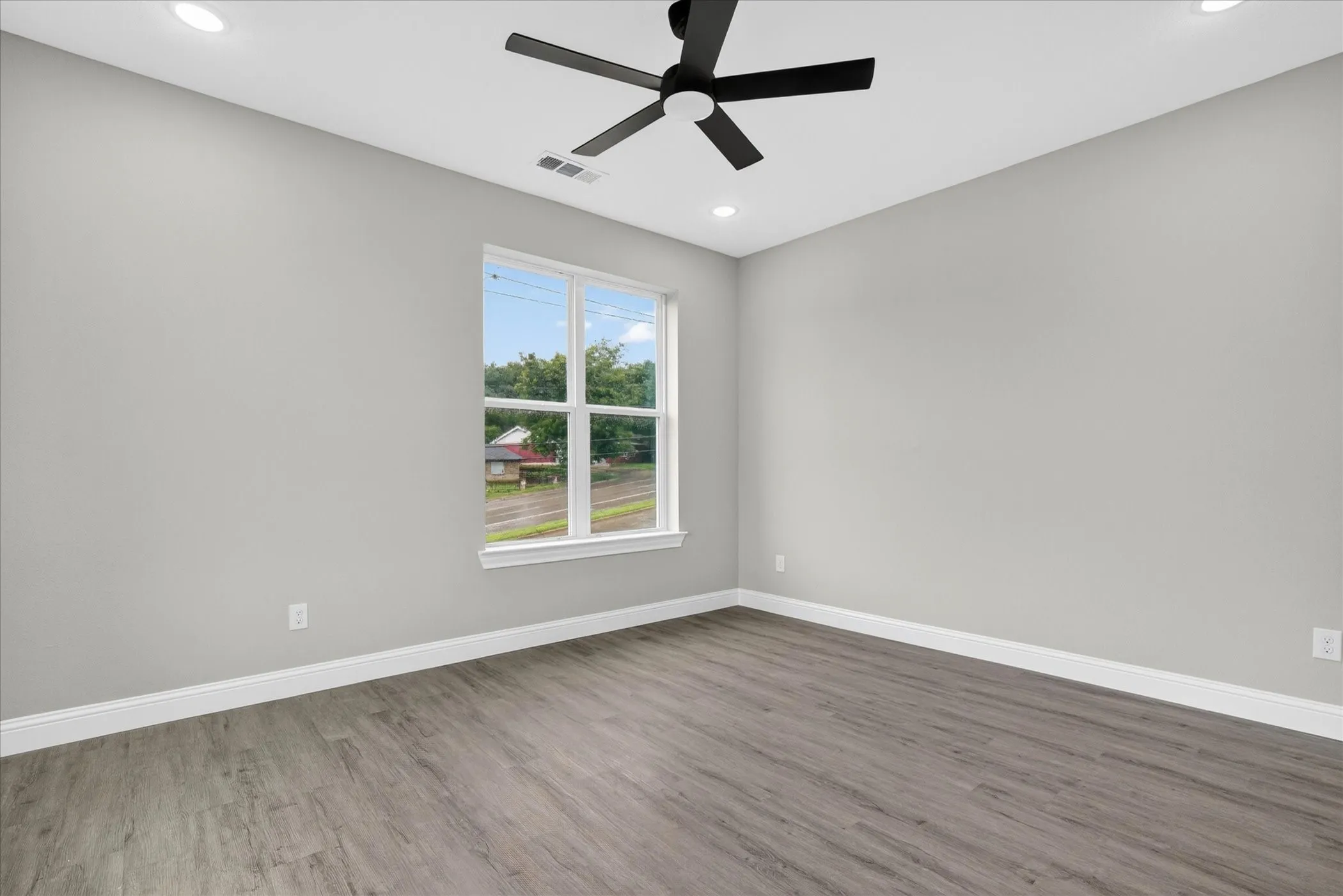 Townhouse For Sale in Dallas County , 808 Premier, Grand Prairie, Texas 75051, 4 Bedroom, 4 Bathroom, 2 Garage spaces, 2,058 Sqft, built in 2026, mls#21316320, Real Estate Agent in Grand Prairie, Homes For Sale in Dallas county, Homes For Sale in Grand Prairie, Realtor in Grand Prairie Texas, Real Estate Brokerage Independent Realty Texas, Luminita Cordes Realtor