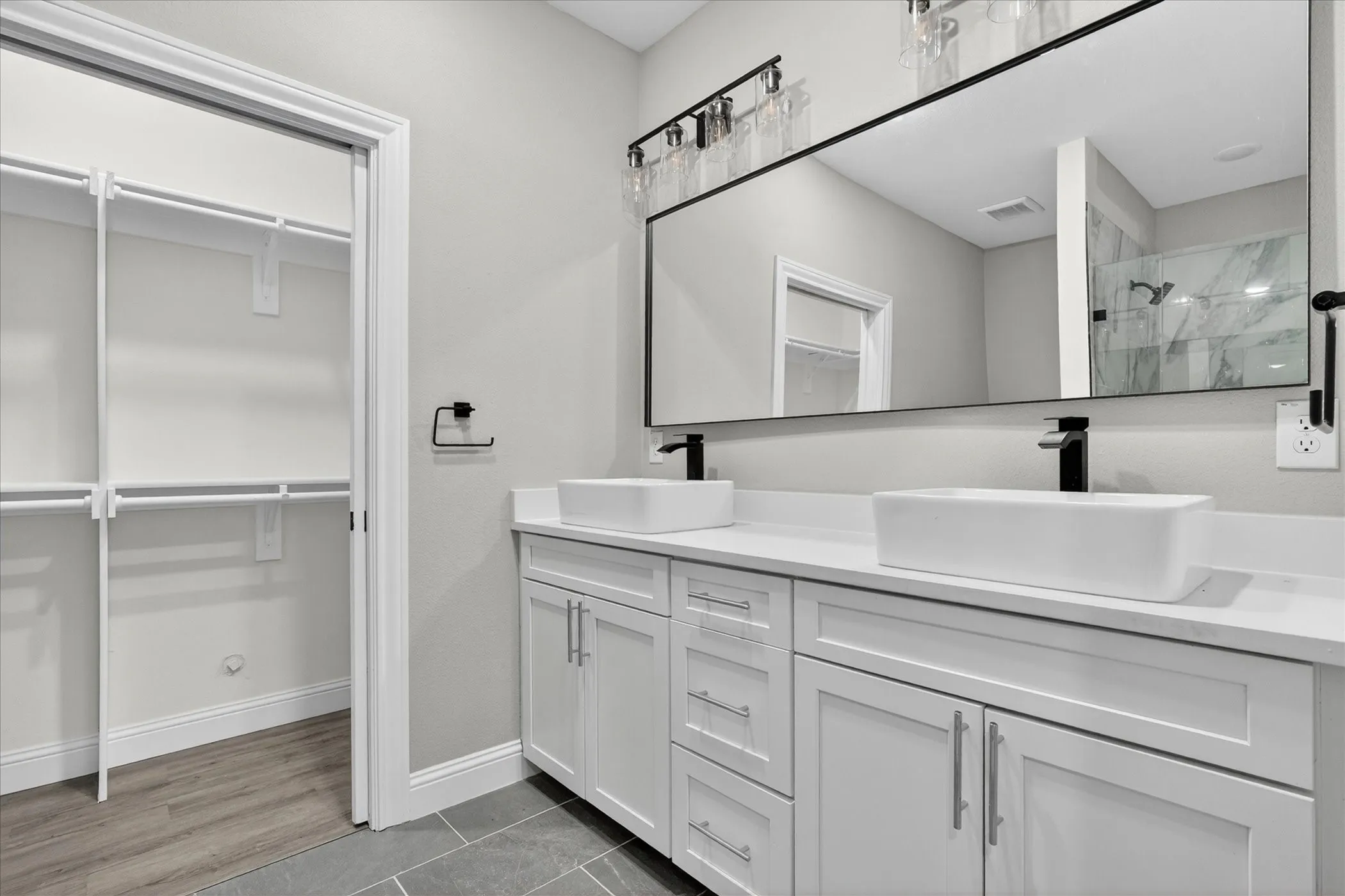 Townhouse For Sale in Dallas County , 808 Premier, Grand Prairie, Texas 75051, 4 Bedroom, 4 Bathroom, 2 Garage spaces, 2,058 Sqft, built in 2026, mls#21316320, Real Estate Agent in Grand Prairie, Homes For Sale in Dallas county, Homes For Sale in Grand Prairie, Realtor in Grand Prairie Texas, Real Estate Brokerage Independent Realty Texas, Luminita Cordes Realtor