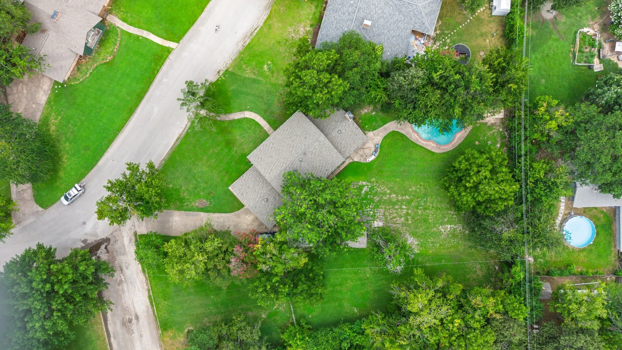 Single Family Residence For Sale in Hunt County , 2810 Tanglewood Drive, Commerce, Texas 75428, 4 Bedroom, 3 Bathroom, 2 Garage spaces, 3,131 Sqft, built in 1967, mls#21315446, Real Estate Agent in Commerce, Homes For Sale in Hunt county, Homes For Sale in Commerce, Realtor in Commerce Texas, Real Estate Brokerage Independent Realty Texas, Luminita Cordes Realtor