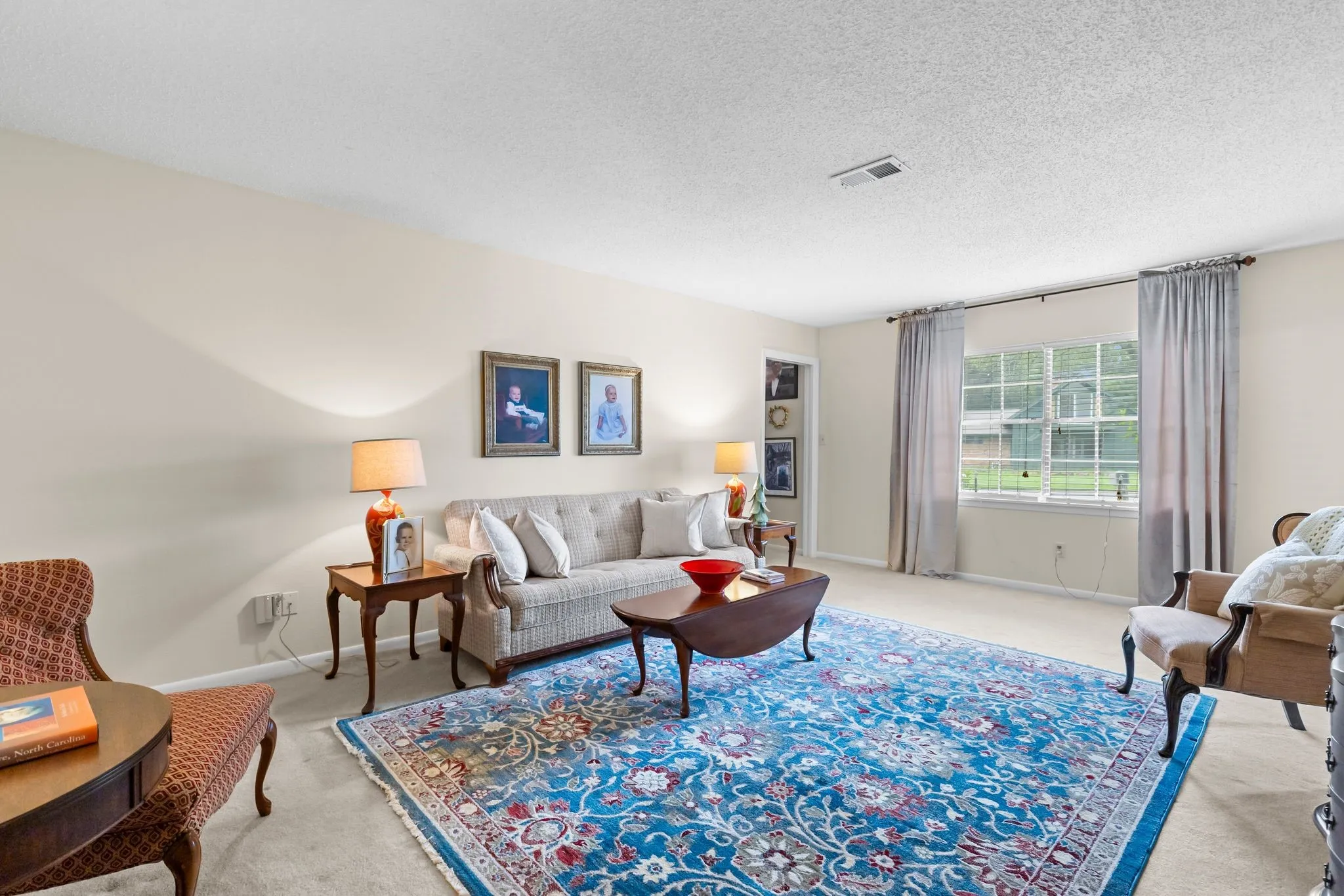 Single Family Residence For Sale in Hunt County , 2810 Tanglewood Drive, Commerce, Texas 75428, 4 Bedroom, 3 Bathroom, 2 Garage spaces, 3,131 Sqft, built in 1967, mls#21315446, Real Estate Agent in Commerce, Homes For Sale in Hunt county, Homes For Sale in Commerce, Realtor in Commerce Texas, Real Estate Brokerage Independent Realty Texas, Luminita Cordes Realtor