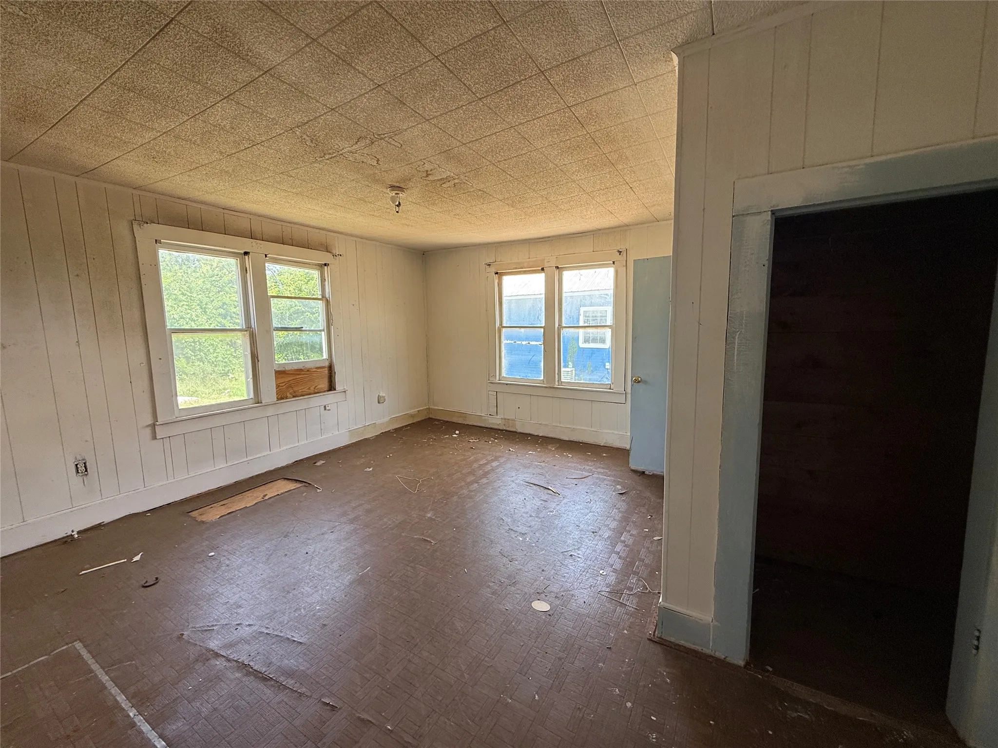 Single Family Residence For Sale in Hopkins County , 1008 Church, Sulphur Springs, Texas 75482, 3 Bedroom, 1 Bathroom, Garage spaces, 1,283 Sqft, built in 1935, Price $89,900, mls#21316366, Real Estate Agent in Sulphur Springs, Homes For Sale in Hopkins county, Homes For Sale in Sulphur Springs, Realtor in Sulphur Springs Texas, Real Estate Brokerage Independent Realty Texas, Luminita Cordes Realtor