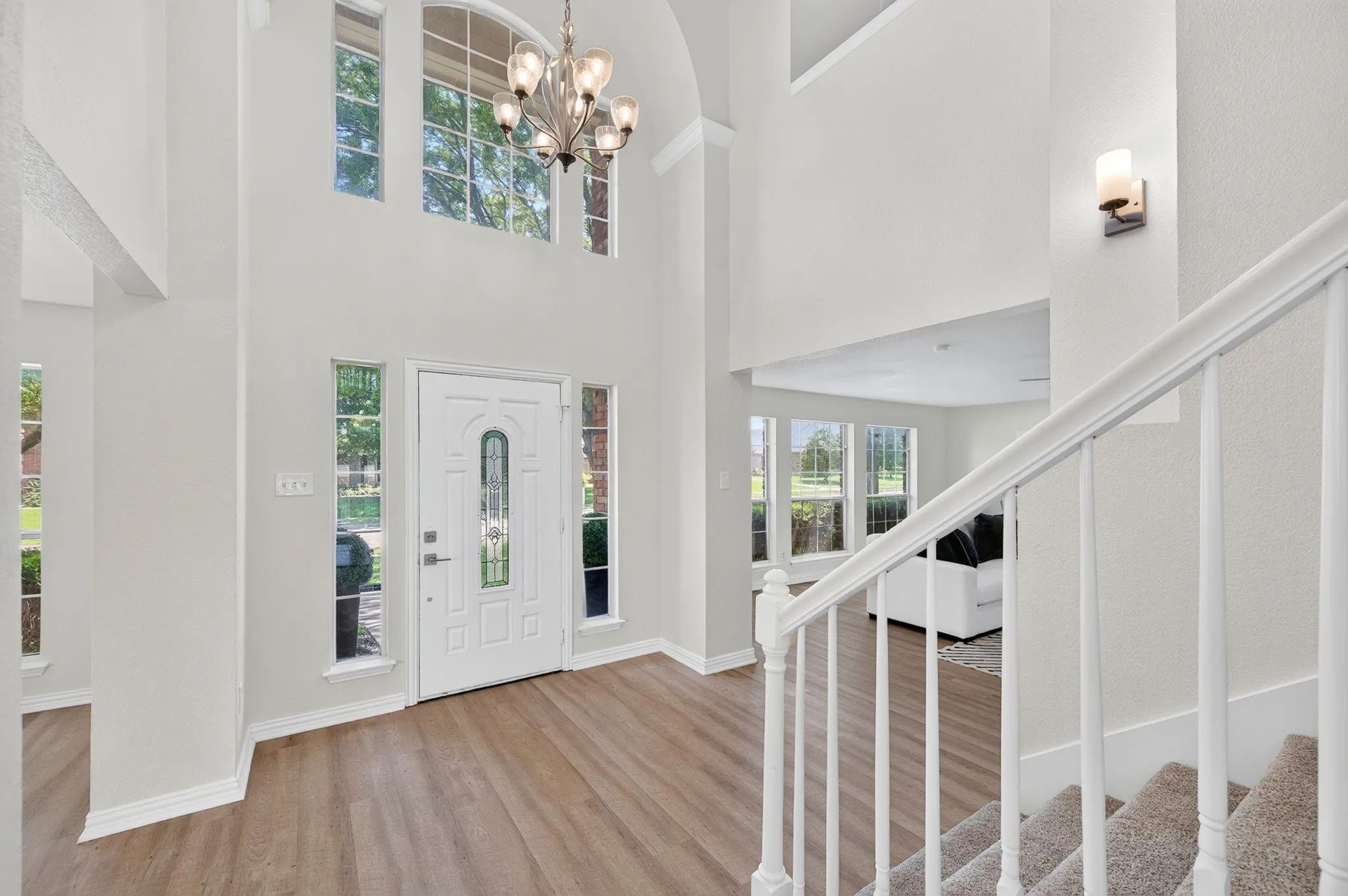 Single Family Residence For Sale in Collin County , 825 Foxwood Lane, Wylie, Texas 75098, 5 Bedroom, 3 Bathroom, 2 Garage spaces, 4,013 Sqft, built in 1995, mls#21311524, Real Estate Agent in Wylie, Homes For Sale in Collin county, Homes For Sale in Wylie, Realtor in Wylie Texas, Real Estate Brokerage Independent Realty Texas, Luminita Cordes Realtor
