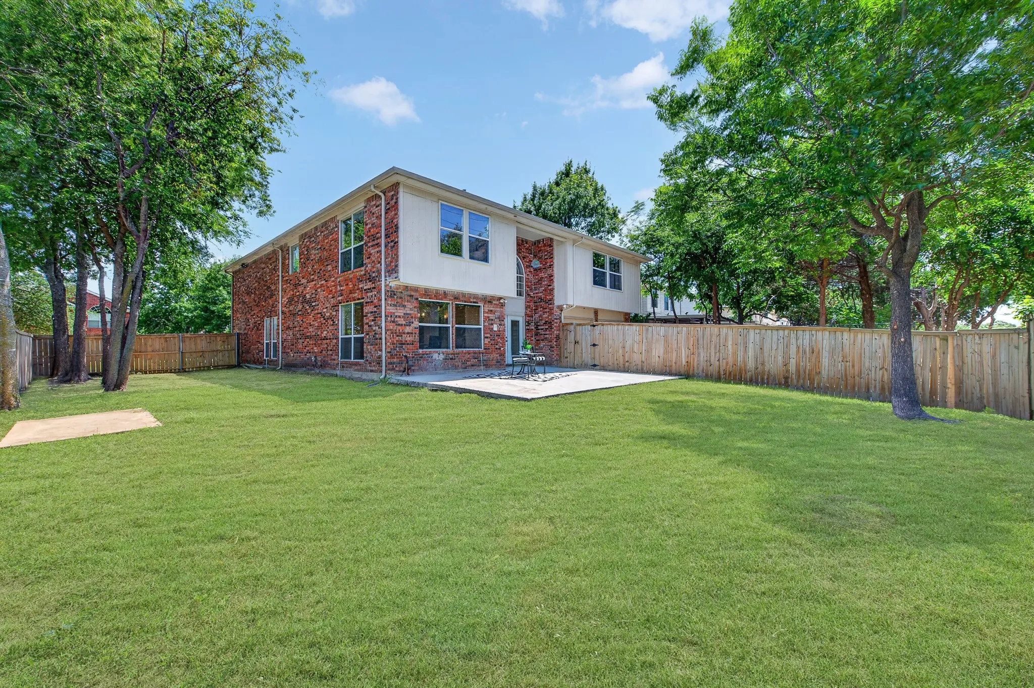 Single Family Residence For Sale in Collin County , 825 Foxwood Lane, Wylie, Texas 75098, 5 Bedroom, 3 Bathroom, 2 Garage spaces, 4,013 Sqft, built in 1995, mls#21311524, Real Estate Agent in Wylie, Homes For Sale in Collin county, Homes For Sale in Wylie, Realtor in Wylie Texas, Real Estate Brokerage Independent Realty Texas, Luminita Cordes Realtor
