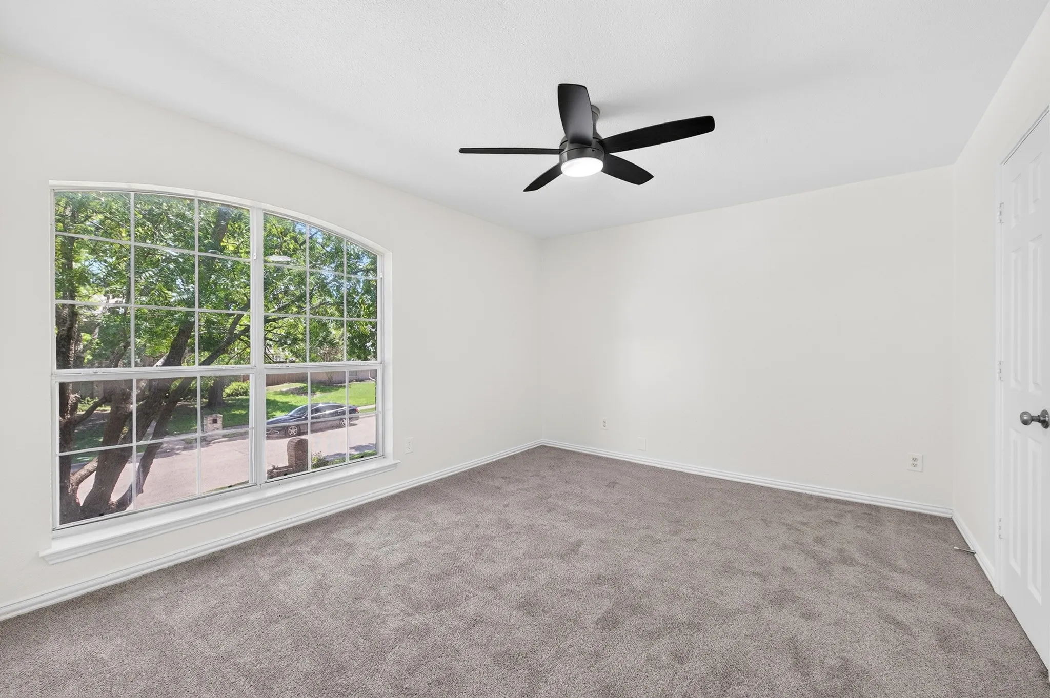 Single Family Residence For Sale in Collin County , 825 Foxwood Lane, Wylie, Texas 75098, 5 Bedroom, 3 Bathroom, 2 Garage spaces, 4,013 Sqft, built in 1995, mls#21311524, Real Estate Agent in Wylie, Homes For Sale in Collin county, Homes For Sale in Wylie, Realtor in Wylie Texas, Real Estate Brokerage Independent Realty Texas, Luminita Cordes Realtor
