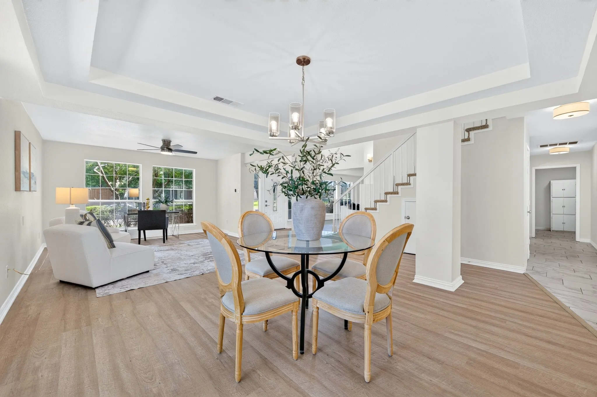 Single Family Residence For Sale in Collin County , 825 Foxwood Lane, Wylie, Texas 75098, 5 Bedroom, 3 Bathroom, 2 Garage spaces, 4,013 Sqft, built in 1995, mls#21311524, Real Estate Agent in Wylie, Homes For Sale in Collin county, Homes For Sale in Wylie, Realtor in Wylie Texas, Real Estate Brokerage Independent Realty Texas, Luminita Cordes Realtor