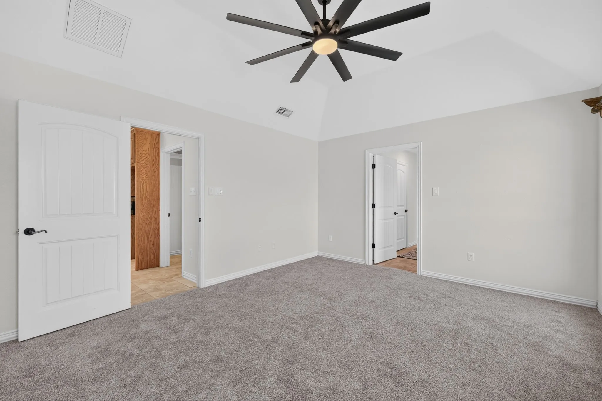 Single Family Residence For Sale in Taylor County , 101 Dollar Bill Drive, Abilene, Texas 79602, 3 Bedroom, 2 Bathroom, 2 Garage spaces, 1,796 Sqft, built in 2007, mls#21315809, Real Estate Agent in Abilene, Homes For Sale in Taylor county, Homes For Sale in Abilene, Realtor in Abilene Texas, Real Estate Brokerage Independent Realty Texas, Luminita Cordes Realtor