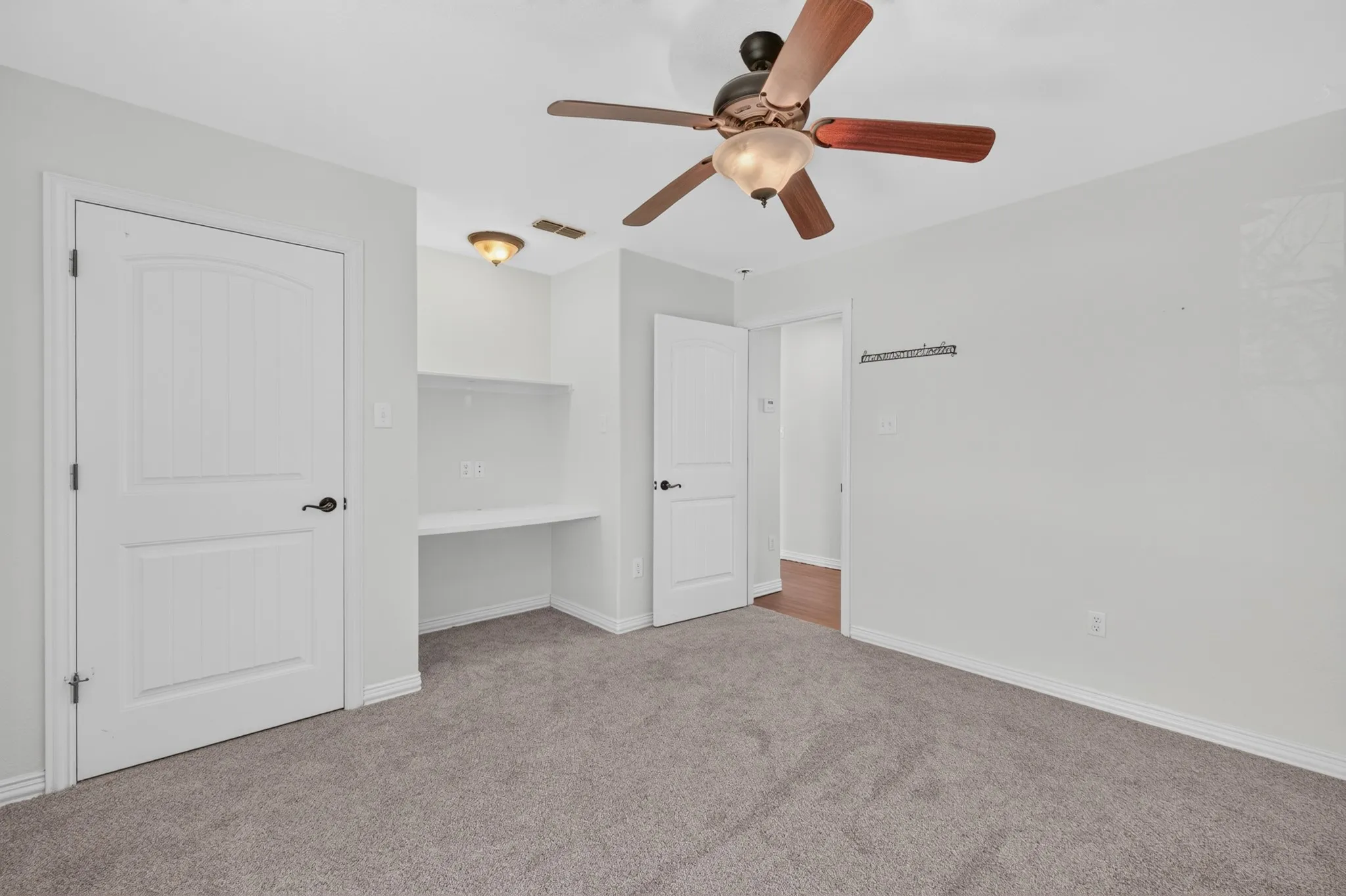 Single Family Residence For Sale in Taylor County , 101 Dollar Bill Drive, Abilene, Texas 79602, 3 Bedroom, 2 Bathroom, 2 Garage spaces, 1,796 Sqft, built in 2007, mls#21315809, Real Estate Agent in Abilene, Homes For Sale in Taylor county, Homes For Sale in Abilene, Realtor in Abilene Texas, Real Estate Brokerage Independent Realty Texas, Luminita Cordes Realtor