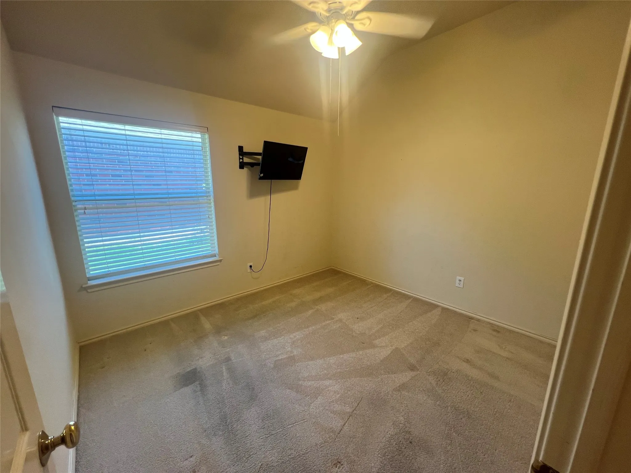 Single Family Residence For Sale in Tarrant County , 4605 Bellflower Way, Fort Worth, Texas 76123, 3 Bedroom, 2 Bathroom, 2 Garage spaces, 2,313 Sqft, built in 2003, mls#21310615, Real Estate Agent in Fort Worth, Homes For Sale in Tarrant county, Homes For Sale in Fort Worth, Realtor in Fort Worth Texas, Real Estate Brokerage Independent Realty Texas, Luminita Cordes Realtor