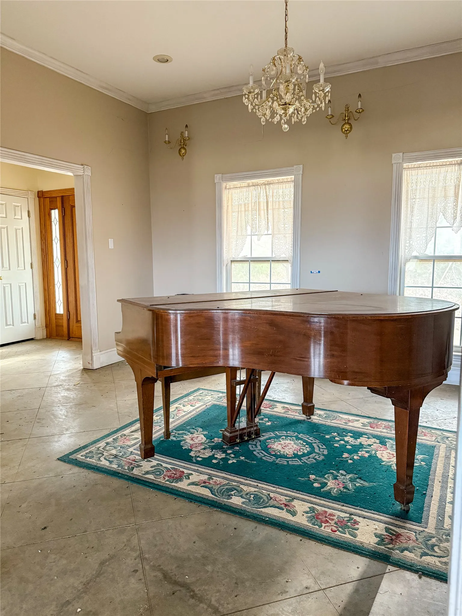Formal Dining