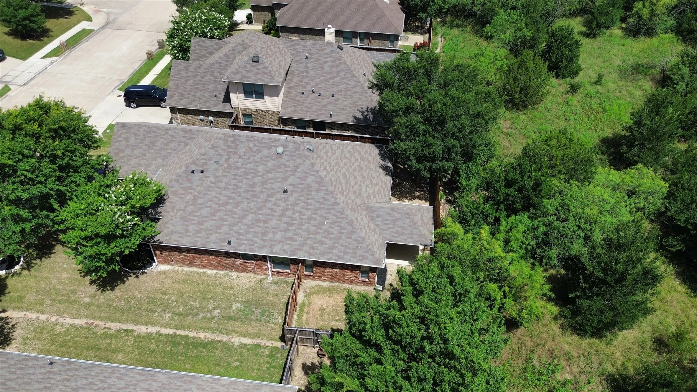 Single Family Residence For Sale in Dallas County , 6440 Parkstone Way, Dallas, Texas 75249, 3 Bedroom, 2 Bathroom, 2 Garage spaces, 1,791 Sqft, built in 2012, mls#21314608, Real Estate Agent in Dallas, Homes For Sale in Dallas county, Homes For Sale in Dallas, Realtor in Dallas Texas, Real Estate Brokerage Independent Realty Texas, Luminita Cordes Realtor