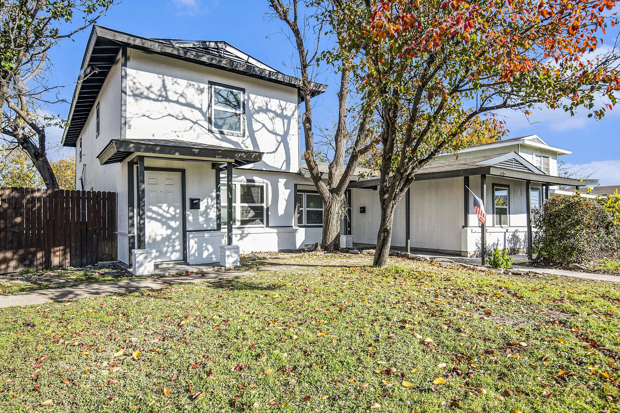 Single Family Residence For Rent in Dallas County , 408 Dawson Circle B, Grand Prairie, Texas 75051, 2 Bedroom, 1 Bathroom, 2 Garage spaces, 800 Sqft, built in 1953, mls#21316407, Real Estate Agent in Grand Prairie, Homes For Rent in Dallas county, Homes For Rent in Grand Prairie, Realtor in Grand Prairie Texas, Real Estate Brokerage Independent Realty Texas, Luminita Cordes Realtor