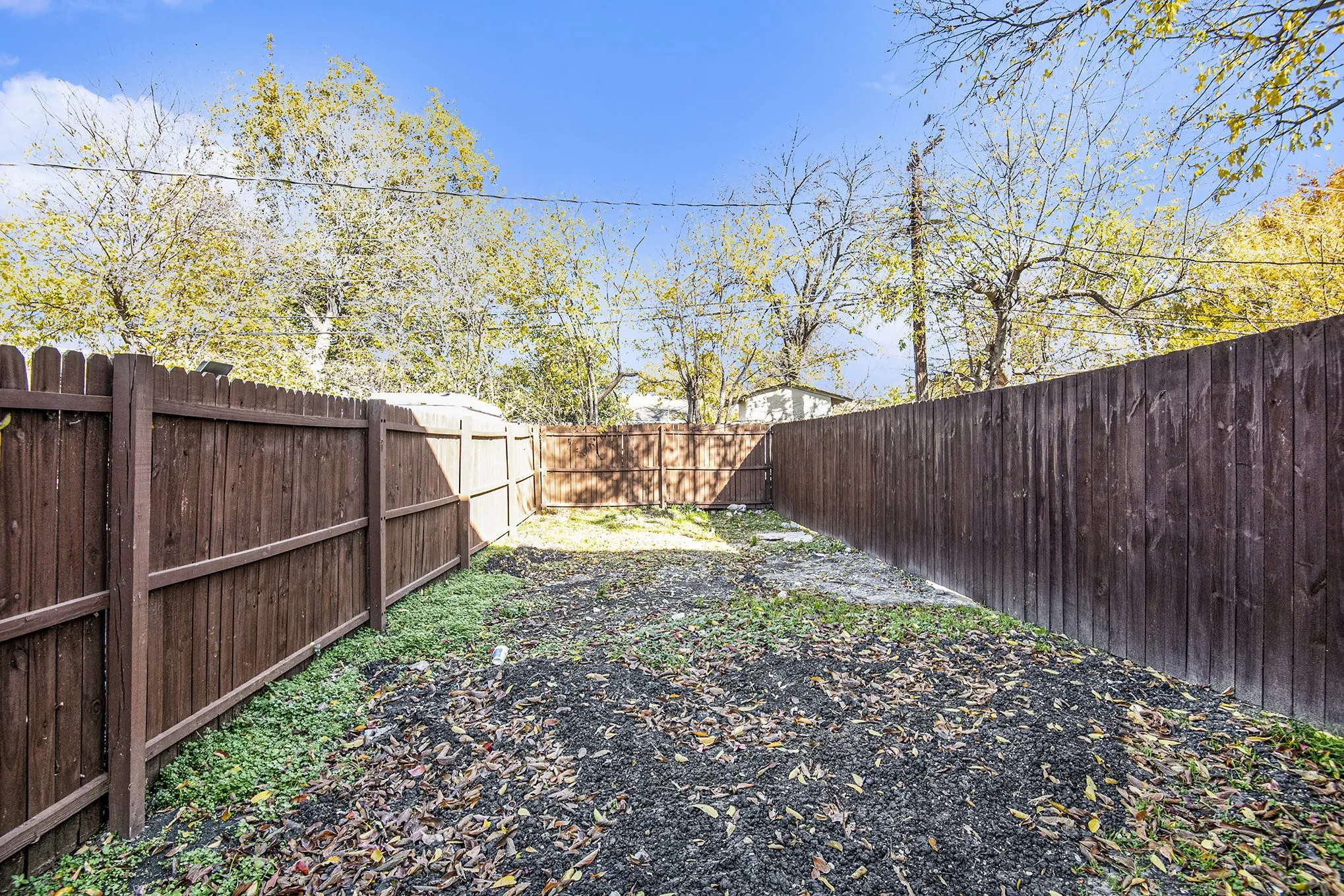 Single Family Residence For Rent in Dallas County , 408 Dawson Circle B, Grand Prairie, Texas 75051, 2 Bedroom, 1 Bathroom, 2 Garage spaces, 800 Sqft, built in 1953, mls#21316407, Real Estate Agent in Grand Prairie, Homes For Rent in Dallas county, Homes For Rent in Grand Prairie, Realtor in Grand Prairie Texas, Real Estate Brokerage Independent Realty Texas, Luminita Cordes Realtor