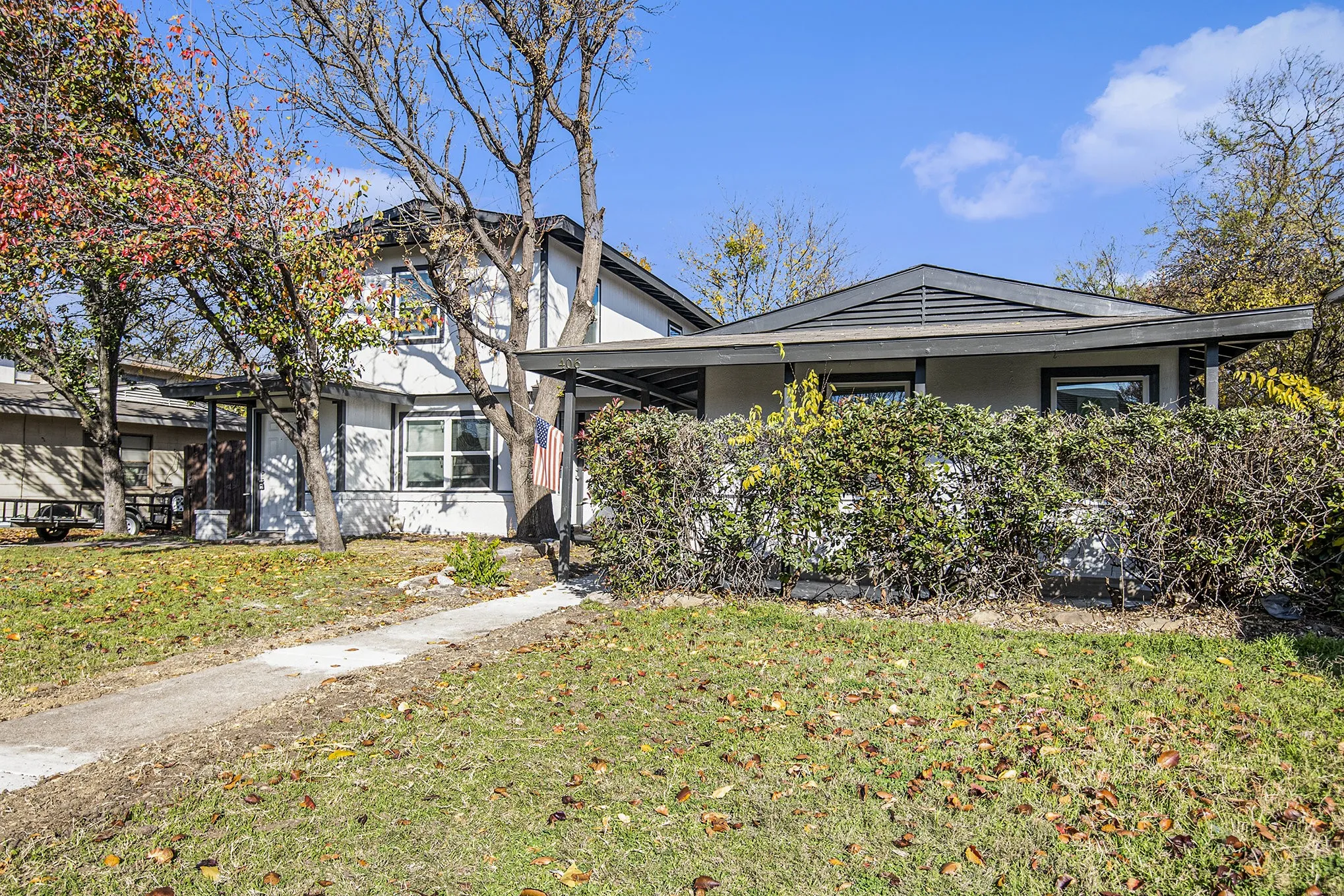 Single Family Residence For Rent in Dallas County , 408 Dawson Circle B, Grand Prairie, Texas 75051, 2 Bedroom, 1 Bathroom, 2 Garage spaces, 800 Sqft, built in 1953, mls#21316407, Real Estate Agent in Grand Prairie, Homes For Rent in Dallas county, Homes For Rent in Grand Prairie, Realtor in Grand Prairie Texas, Real Estate Brokerage Independent Realty Texas, Luminita Cordes Realtor