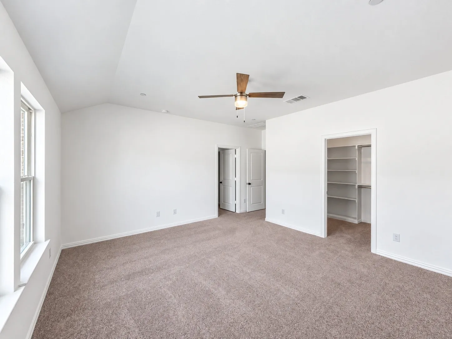 Townhouse For Rent in Collin County , 8980 Samara Street, Frisco, Texas 75035, 3 Bedroom, 3 Bathroom, 2 Garage spaces, 2,035 Sqft, built in 2024, mls#21316413, Real Estate Agent in Frisco, Homes For Rent in Collin county, Homes For Rent in Frisco, Realtor in Frisco Texas, Real Estate Brokerage Independent Realty Texas, Luminita Cordes Realtor