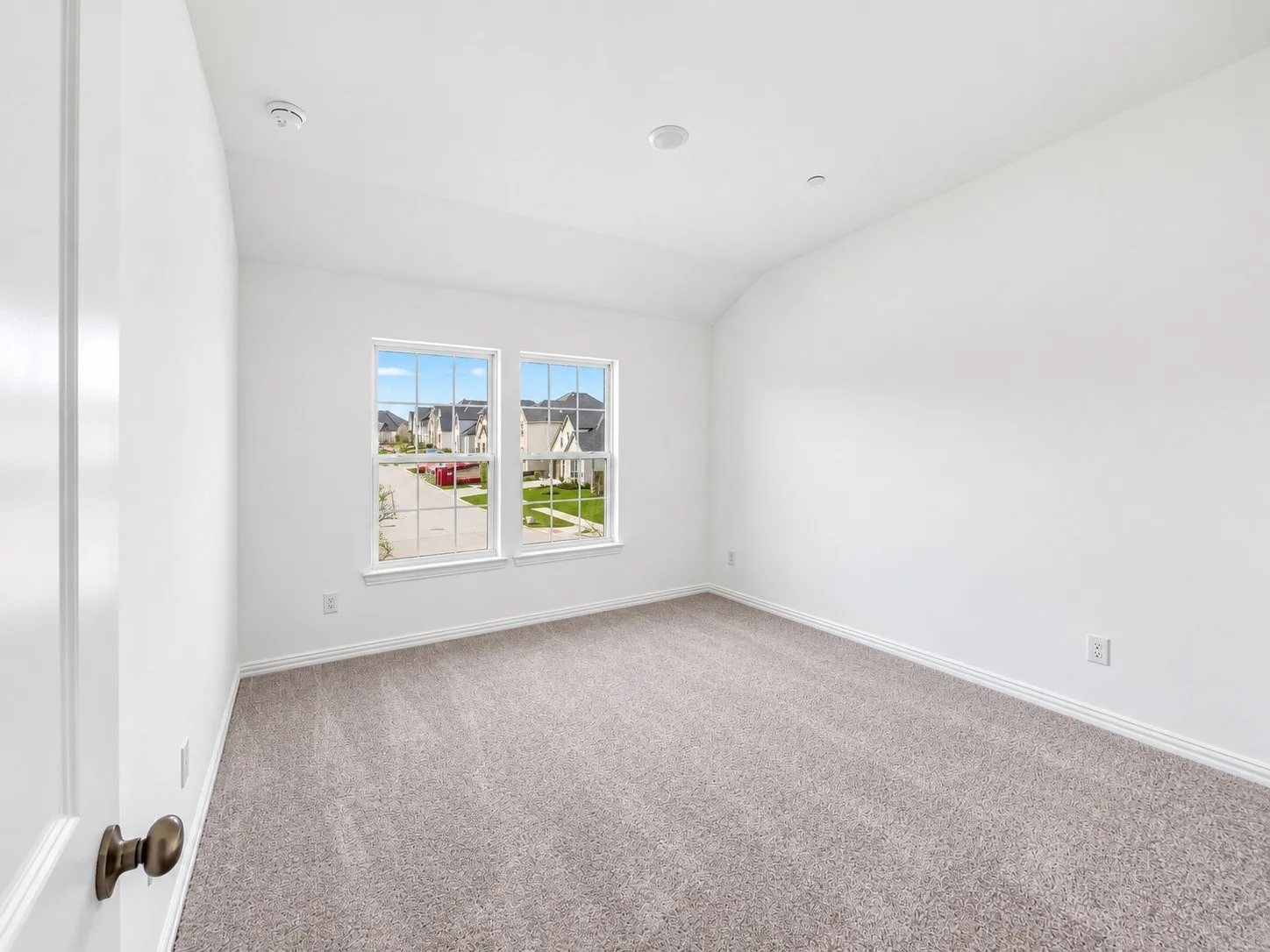 Townhouse For Rent in Collin County , 8980 Samara Street, Frisco, Texas 75035, 3 Bedroom, 3 Bathroom, 2 Garage spaces, 2,035 Sqft, built in 2024, mls#21316413, Real Estate Agent in Frisco, Homes For Rent in Collin county, Homes For Rent in Frisco, Realtor in Frisco Texas, Real Estate Brokerage Independent Realty Texas, Luminita Cordes Realtor