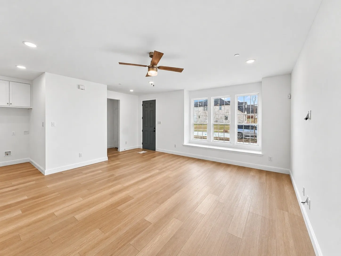 Townhouse For Rent in Collin County , 8980 Samara Street, Frisco, Texas 75035, 3 Bedroom, 3 Bathroom, 2 Garage spaces, 2,035 Sqft, built in 2024, mls#21316413, Real Estate Agent in Frisco, Homes For Rent in Collin county, Homes For Rent in Frisco, Realtor in Frisco Texas, Real Estate Brokerage Independent Realty Texas, Luminita Cordes Realtor