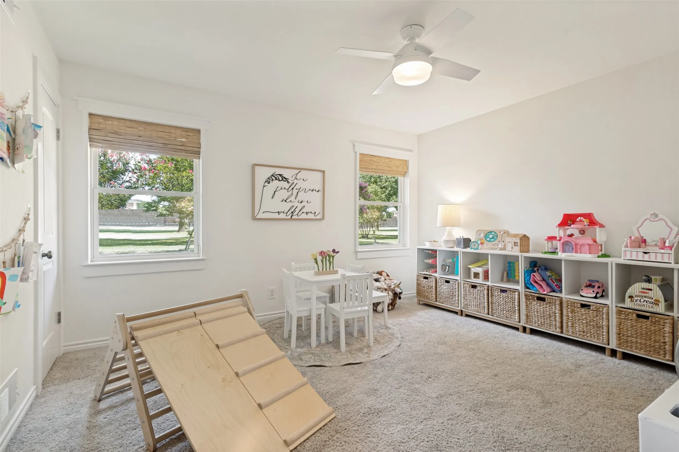 Single Family Residence For Sale in Denton County , 2601 Sherri Lane, Flower Mound, Texas 75028, 4 Bedroom, 2 Bathroom, 4 Garage spaces, 2,204 Sqft, built in 1978, mls#21316392, Real Estate Agent in Flower Mound, Homes For Sale in Denton county, Homes For Sale in Flower Mound, Realtor in Flower Mound Texas, Real Estate Brokerage Independent Realty Texas, Luminita Cordes Realtor