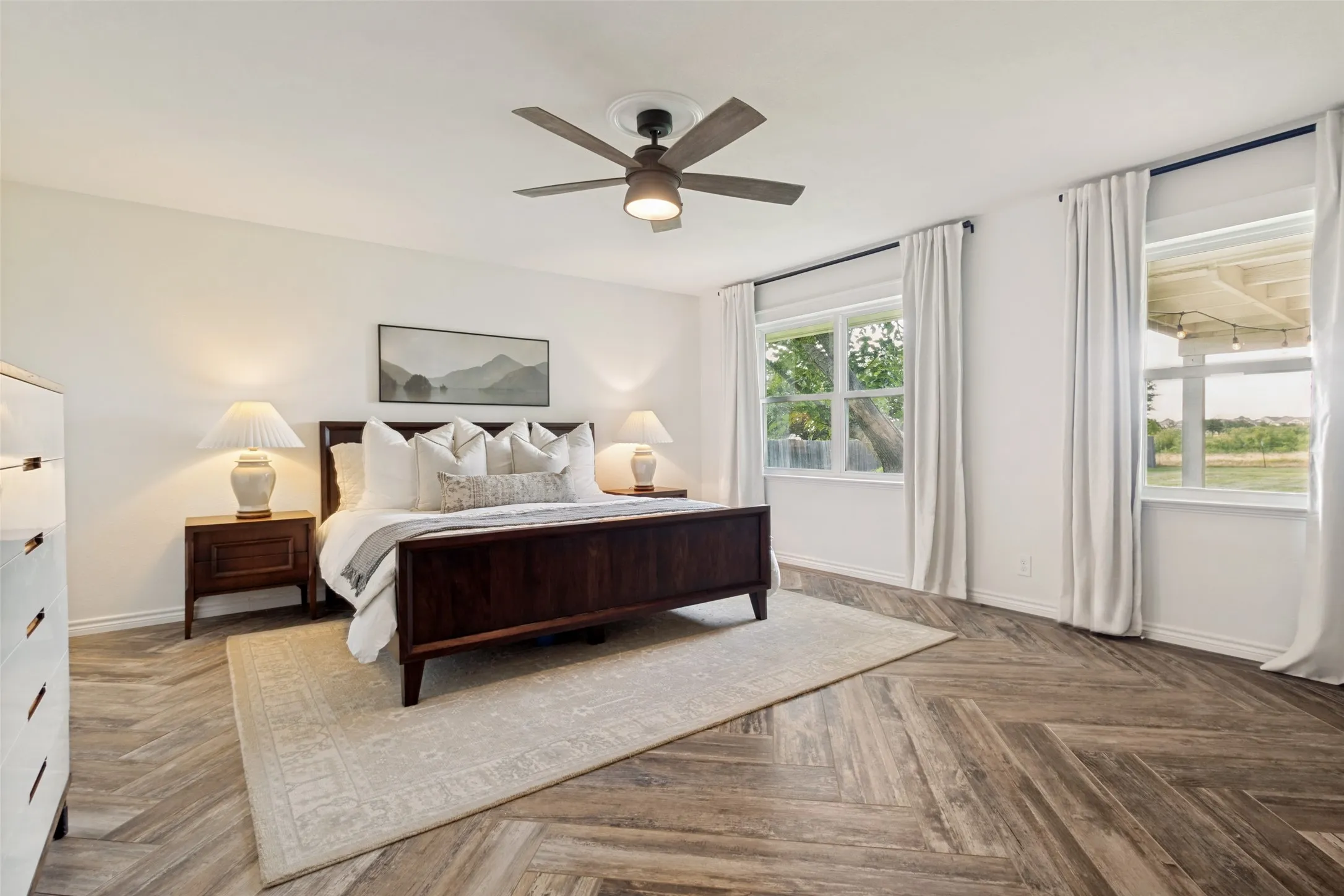 Single Family Residence For Sale in Denton County , 2601 Sherri Lane, Flower Mound, Texas 75028, 4 Bedroom, 2 Bathroom, 4 Garage spaces, 2,204 Sqft, built in 1978, mls#21316392, Real Estate Agent in Flower Mound, Homes For Sale in Denton county, Homes For Sale in Flower Mound, Realtor in Flower Mound Texas, Real Estate Brokerage Independent Realty Texas, Luminita Cordes Realtor