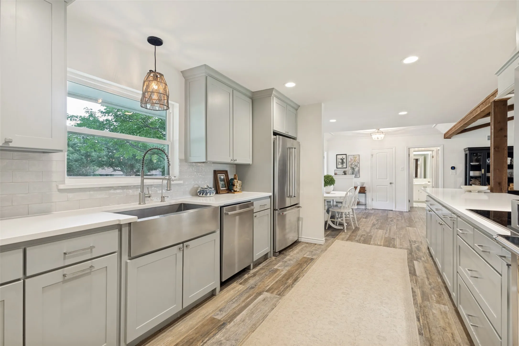 Single Family Residence For Sale in Denton County , 2601 Sherri Lane, Flower Mound, Texas 75028, 4 Bedroom, 2 Bathroom, 4 Garage spaces, 2,204 Sqft, built in 1978, mls#21316392, Real Estate Agent in Flower Mound, Homes For Sale in Denton county, Homes For Sale in Flower Mound, Realtor in Flower Mound Texas, Real Estate Brokerage Independent Realty Texas, Luminita Cordes Realtor