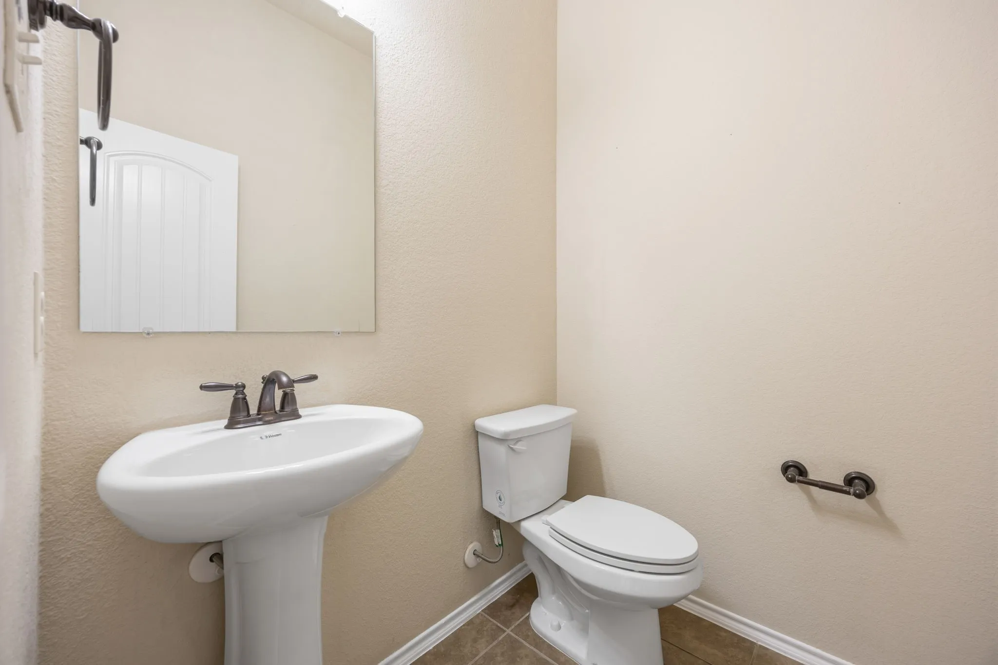 Single Family Residence For Rent in Collin County , 1445 Bateman Lane, Celina, Texas 75009, 4 Bedroom, 4 Bathroom, 2 Garage spaces, 2,743 Sqft, built in 2014, mls#21316439, Real Estate Agent in Celina, Homes For Rent in Collin county, Homes For Rent in Celina, Realtor in Celina Texas, Real Estate Brokerage Independent Realty Texas, Luminita Cordes Realtor