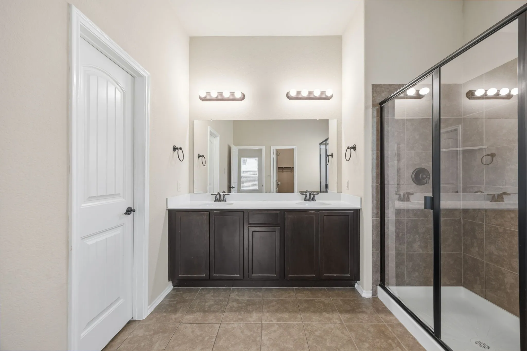 Single Family Residence For Rent in Collin County , 1445 Bateman Lane, Celina, Texas 75009, 4 Bedroom, 4 Bathroom, 2 Garage spaces, 2,743 Sqft, built in 2014, mls#21316439, Real Estate Agent in Celina, Homes For Rent in Collin county, Homes For Rent in Celina, Realtor in Celina Texas, Real Estate Brokerage Independent Realty Texas, Luminita Cordes Realtor